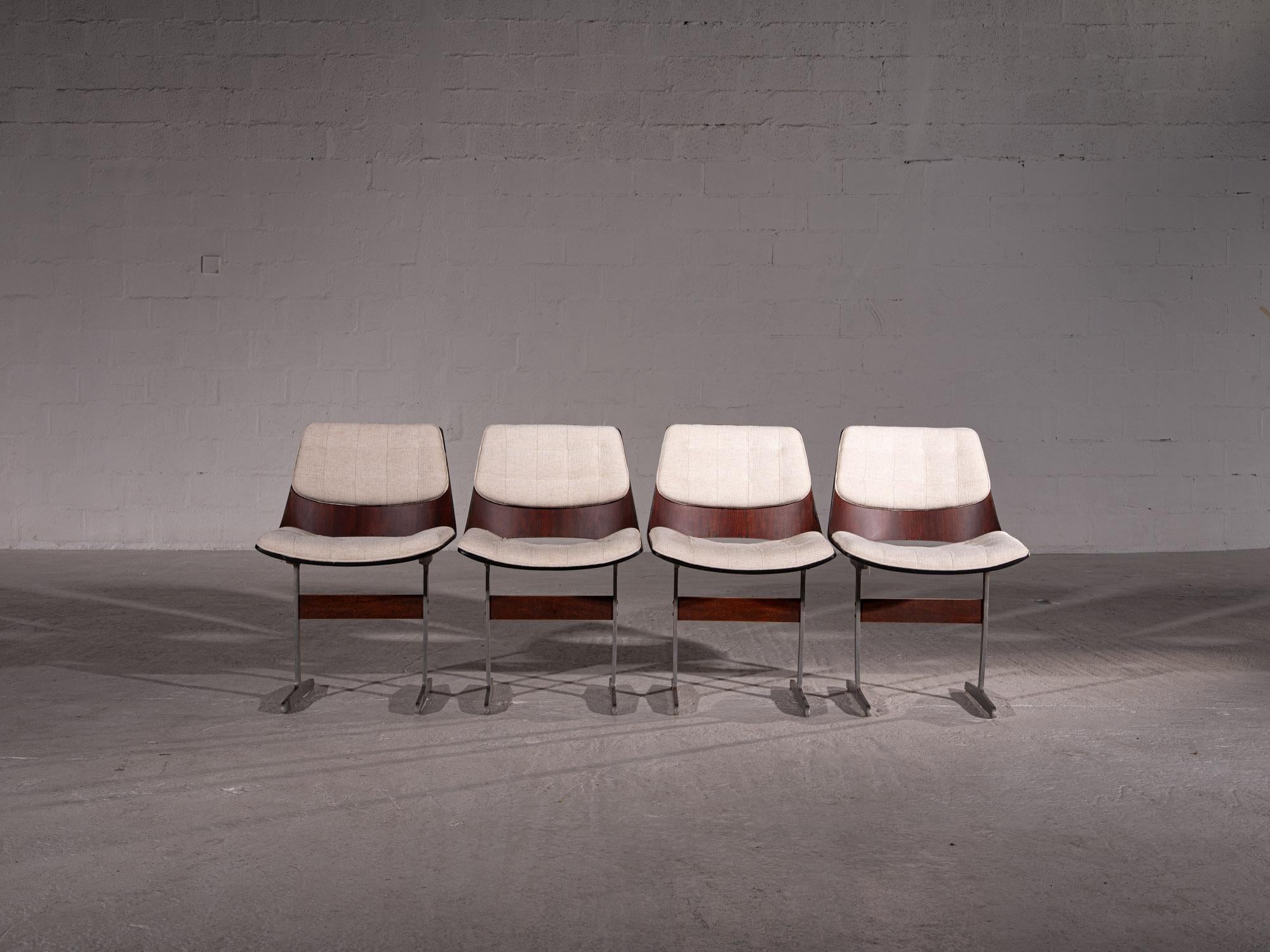 Jorge Zalszupin (1922-2020)
Suite di 4 sedie 