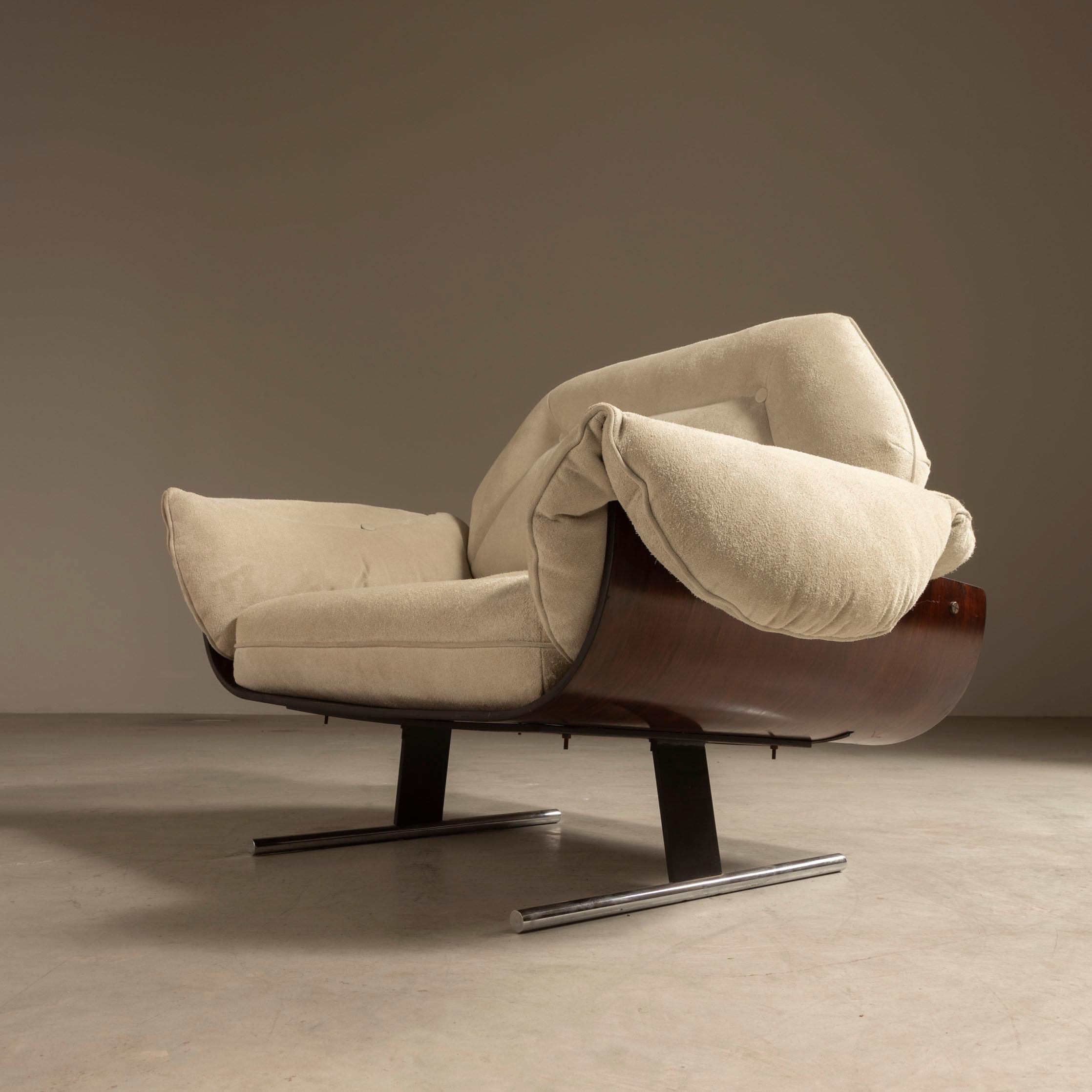 Jorge Zalszupin's Presidential Lounge Chair, Brazilian Mid-Century Modern Design For Sale 2