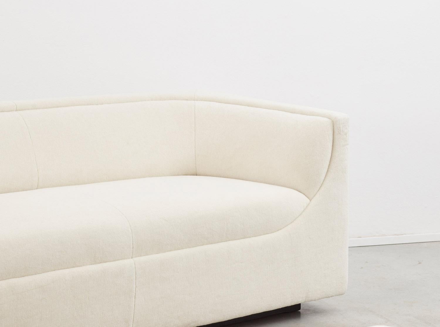 Jorge Zalzupin Cubo Sofa for L’Atelier Brazil - Brazil, 1970. Pair available Moderno de mediados de siglo en venta