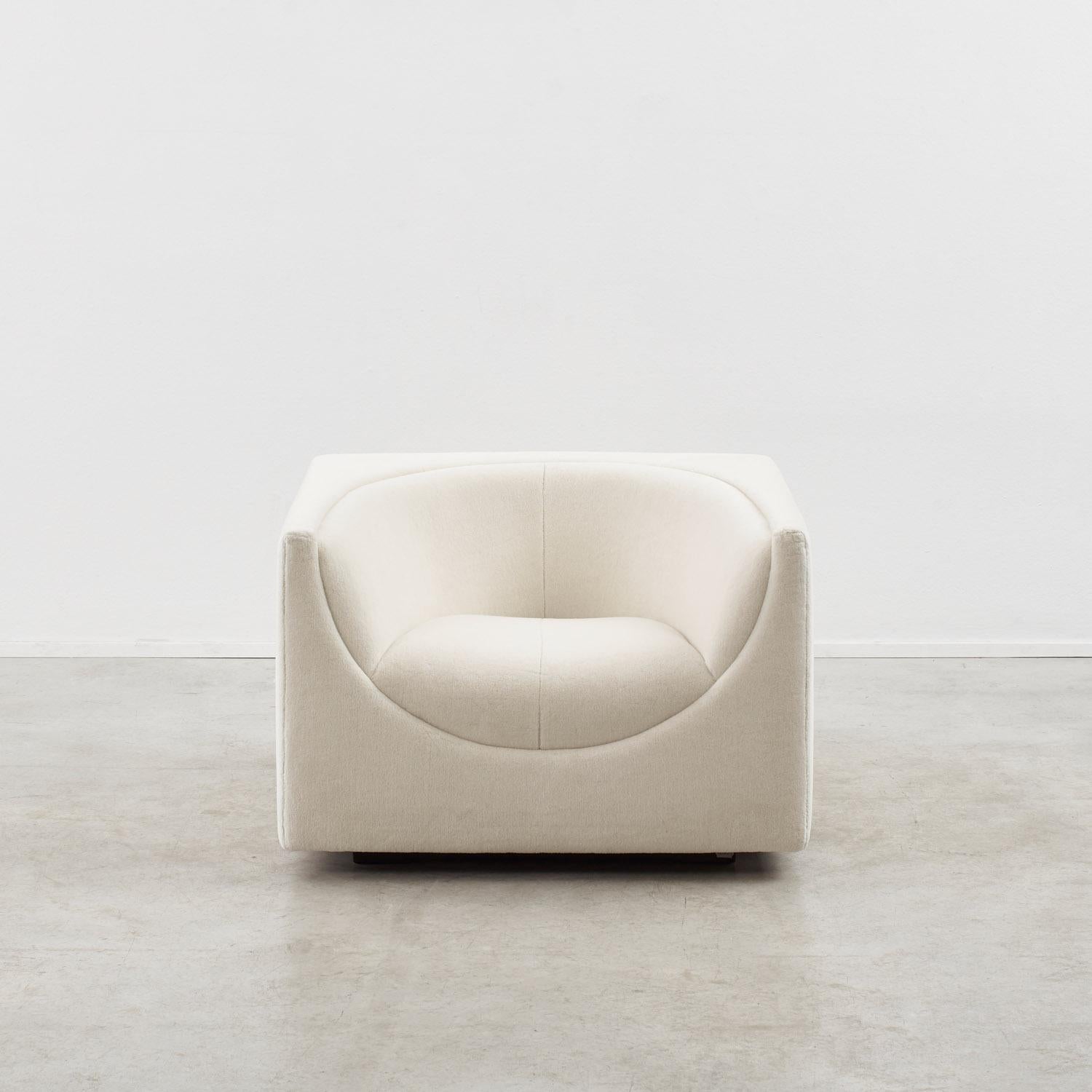 Jorge Zalzupin Cubo Dreisitziges Sofa und Sessel für L'Atelier Brasilien, 1970 im Angebot 1