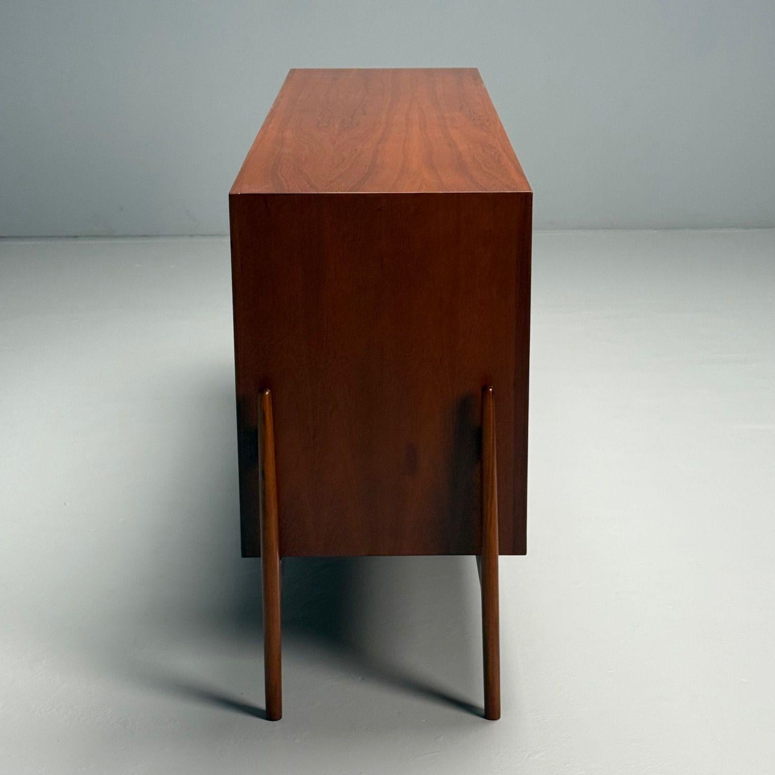 Jorgen Clausen, Danish Mid-Century Modern, Sculptural Dresser, Teak, 1960s For Sale 6