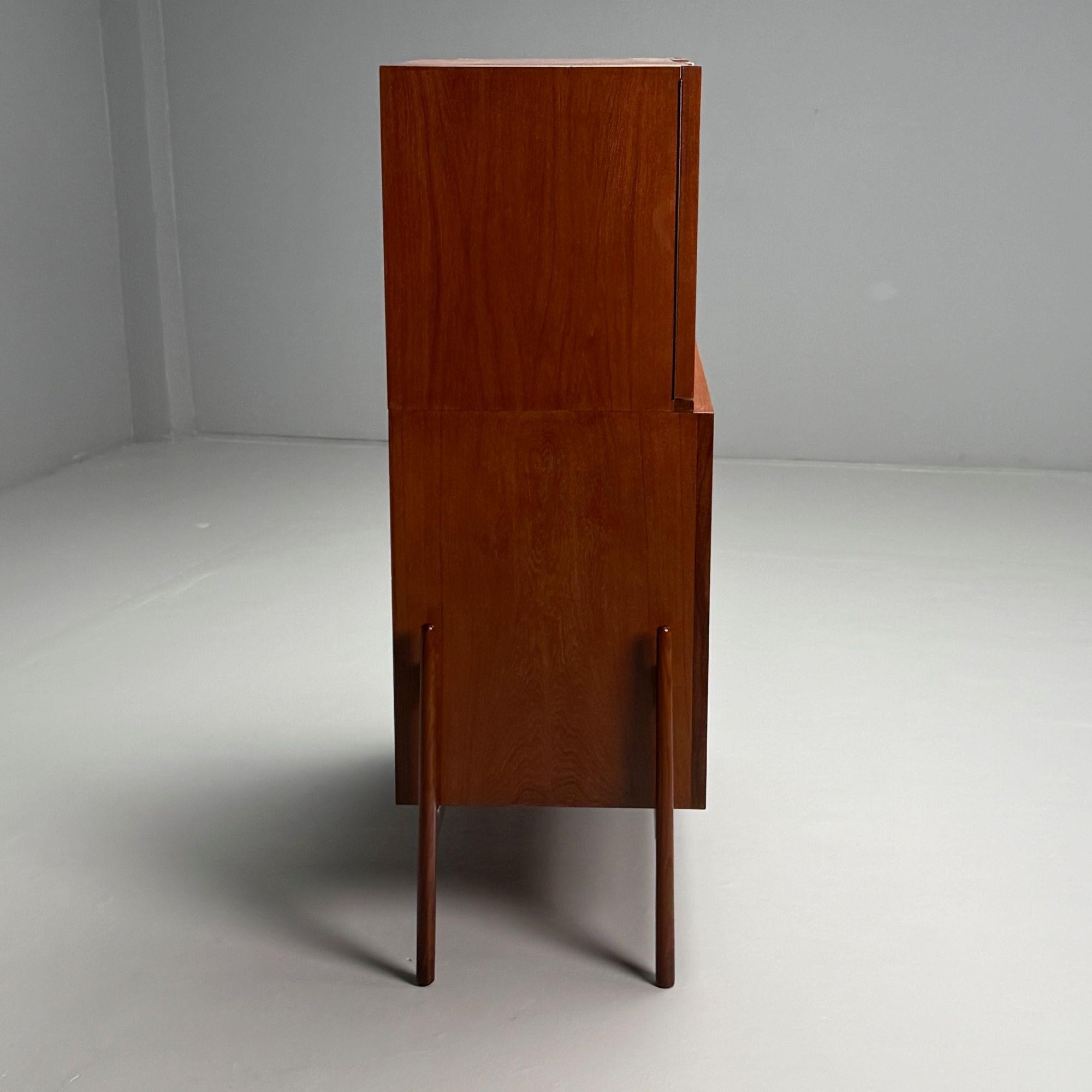 Jorgen Clausen, Danese, metà del secolo scorso, Highboy scultoreo, Teak, anni '60 in vendita 5