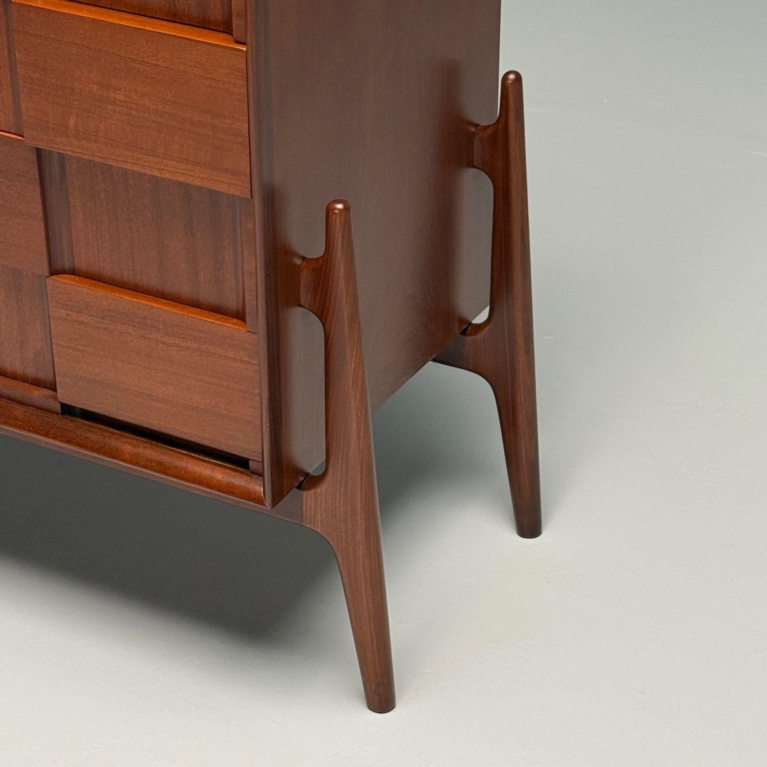 Jorgen Clausen, Danese, metà del secolo scorso, Highboy scultoreo, Teak, anni '60 in vendita 4
