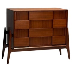 Jorgen Clausen, Dänischer Skulpturaler Nachttisch, Teakholz, Mid-Century Modern, 1960er Jahre