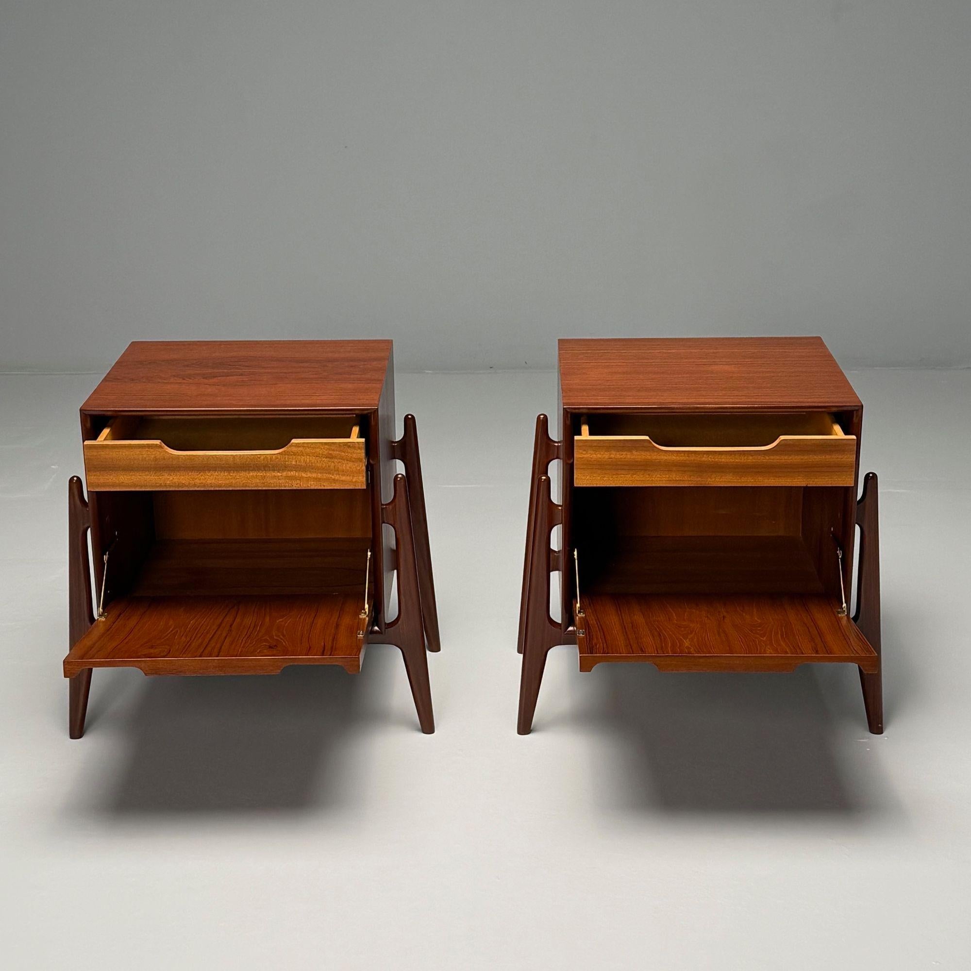 Jorgen Clausen, Dänische Mid-Century-Modern-Skulpturen-Nachttische, Teakholz, 1960er Jahre im Angebot 1