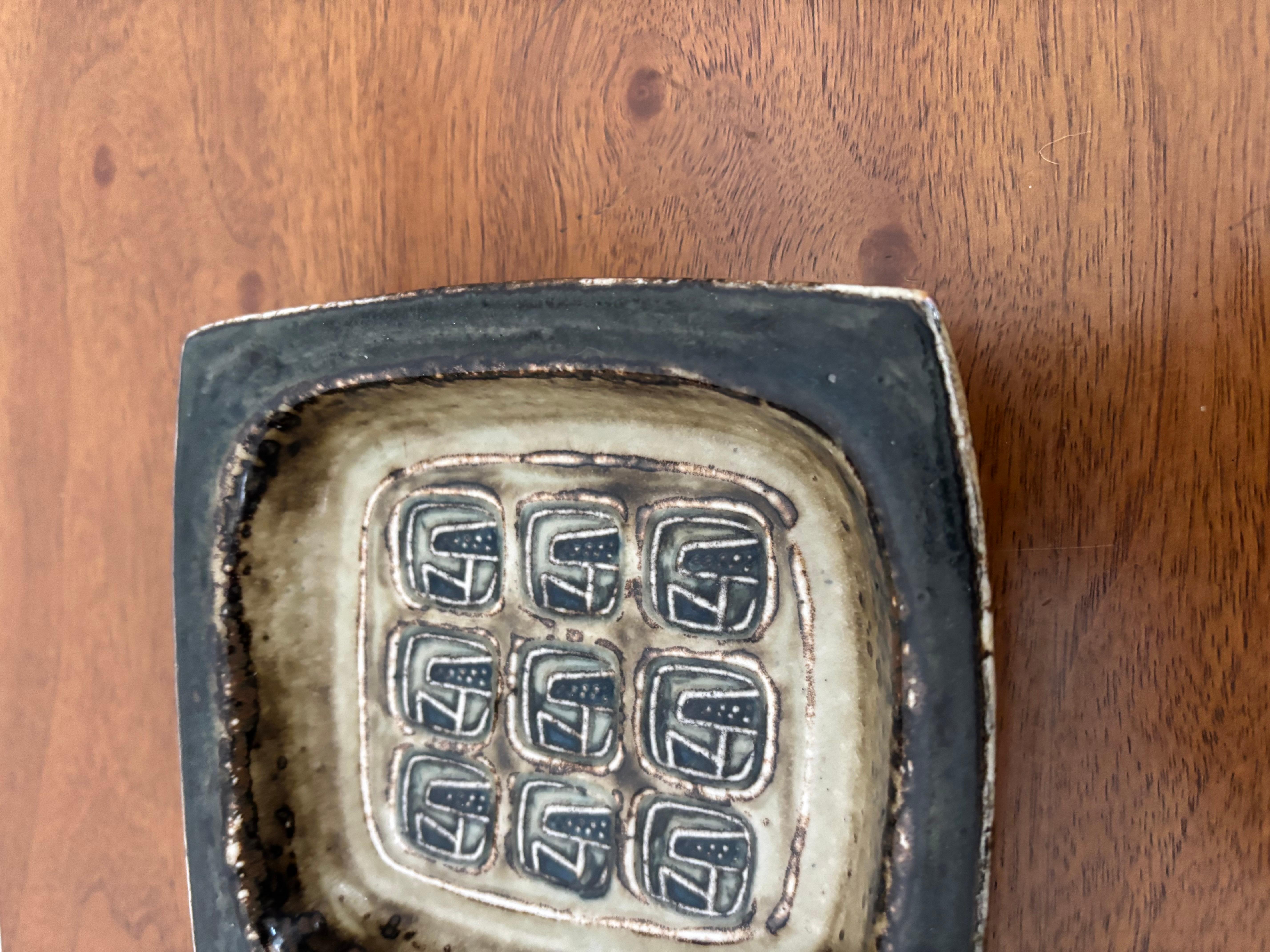 Jorgen Mogensen Ceramic Scandinavian Centerpiece for Royal Copenaghen, 1960s In Good Condition For Sale In Reggio Emilia, IT