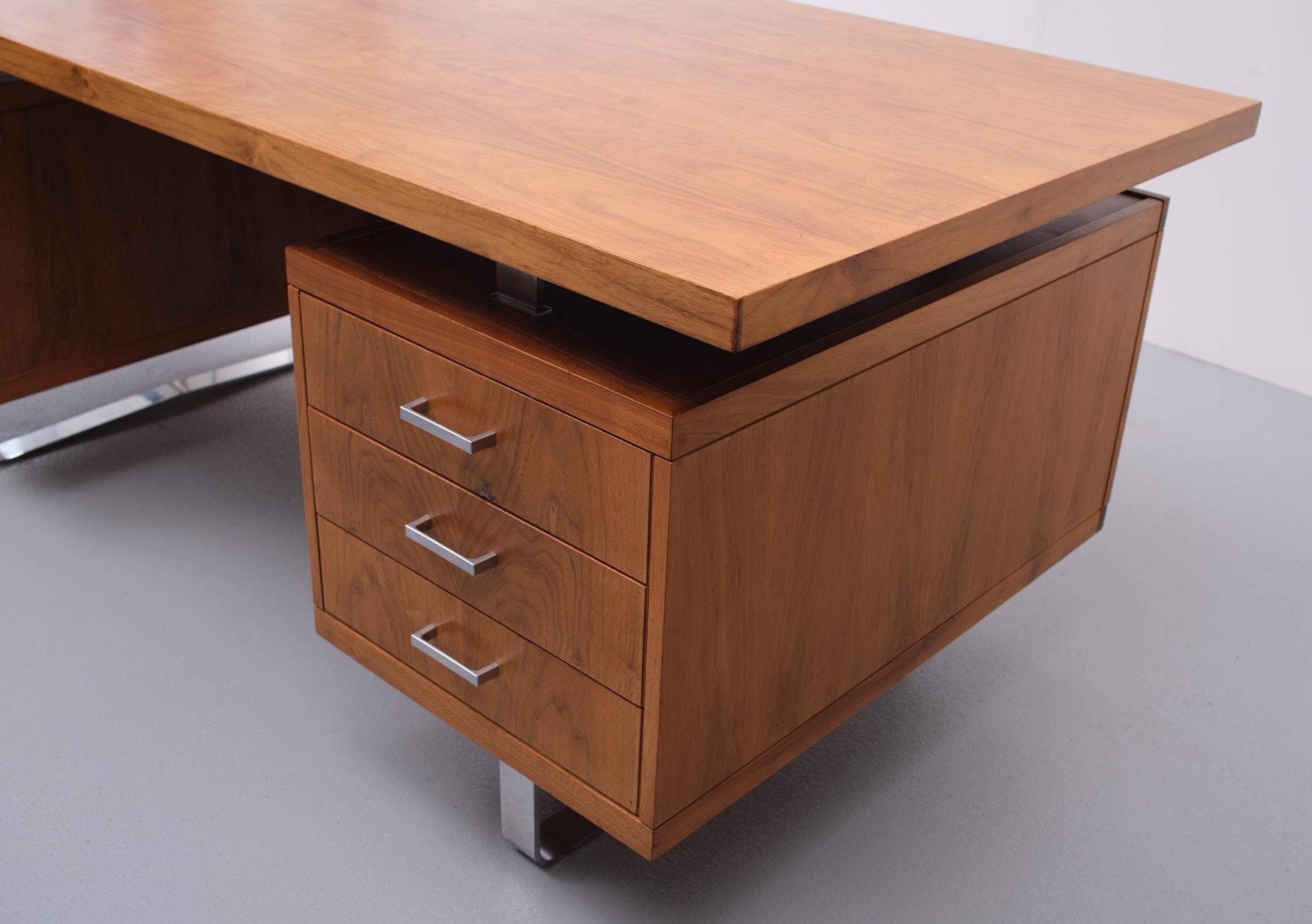 Jórgen Pedersen Teak Desk Denmark 1960s 4