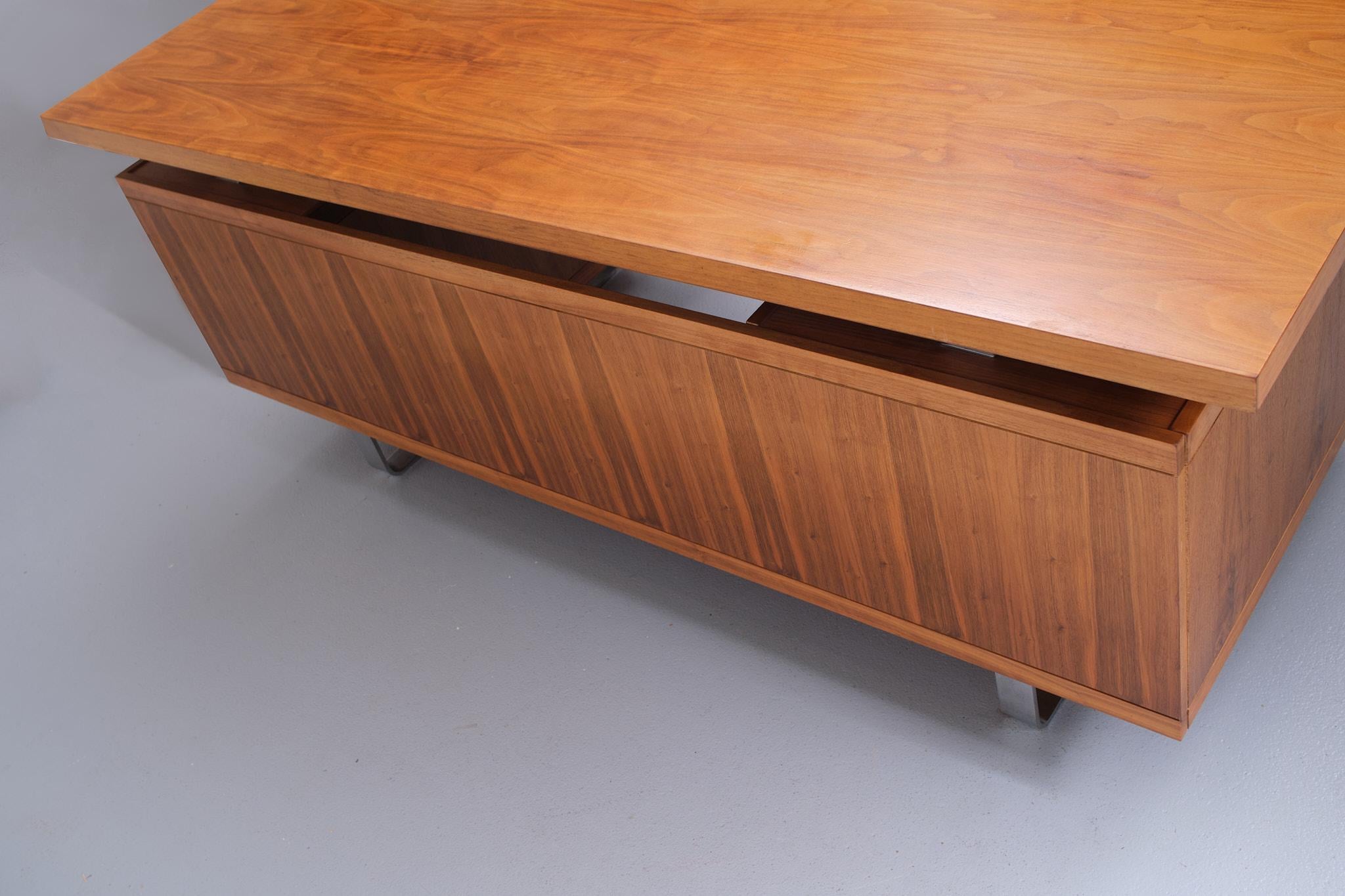 Jórgen Pedersen Teak Desk Denmark 1960s 1