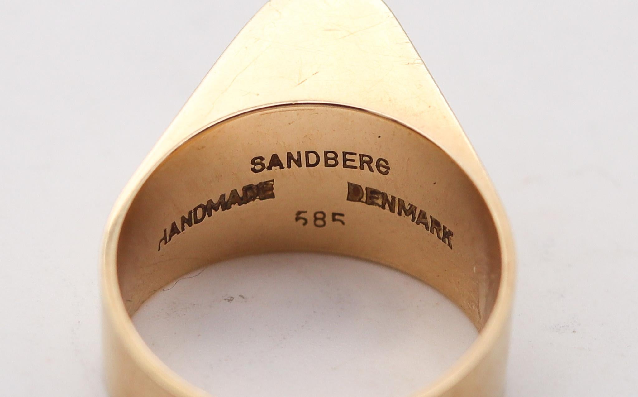 Women's or Men's Jörgen Sandberg 1970 Denmark Aerodynamic Ring In Polished 14Kt Yellow Gold For Sale