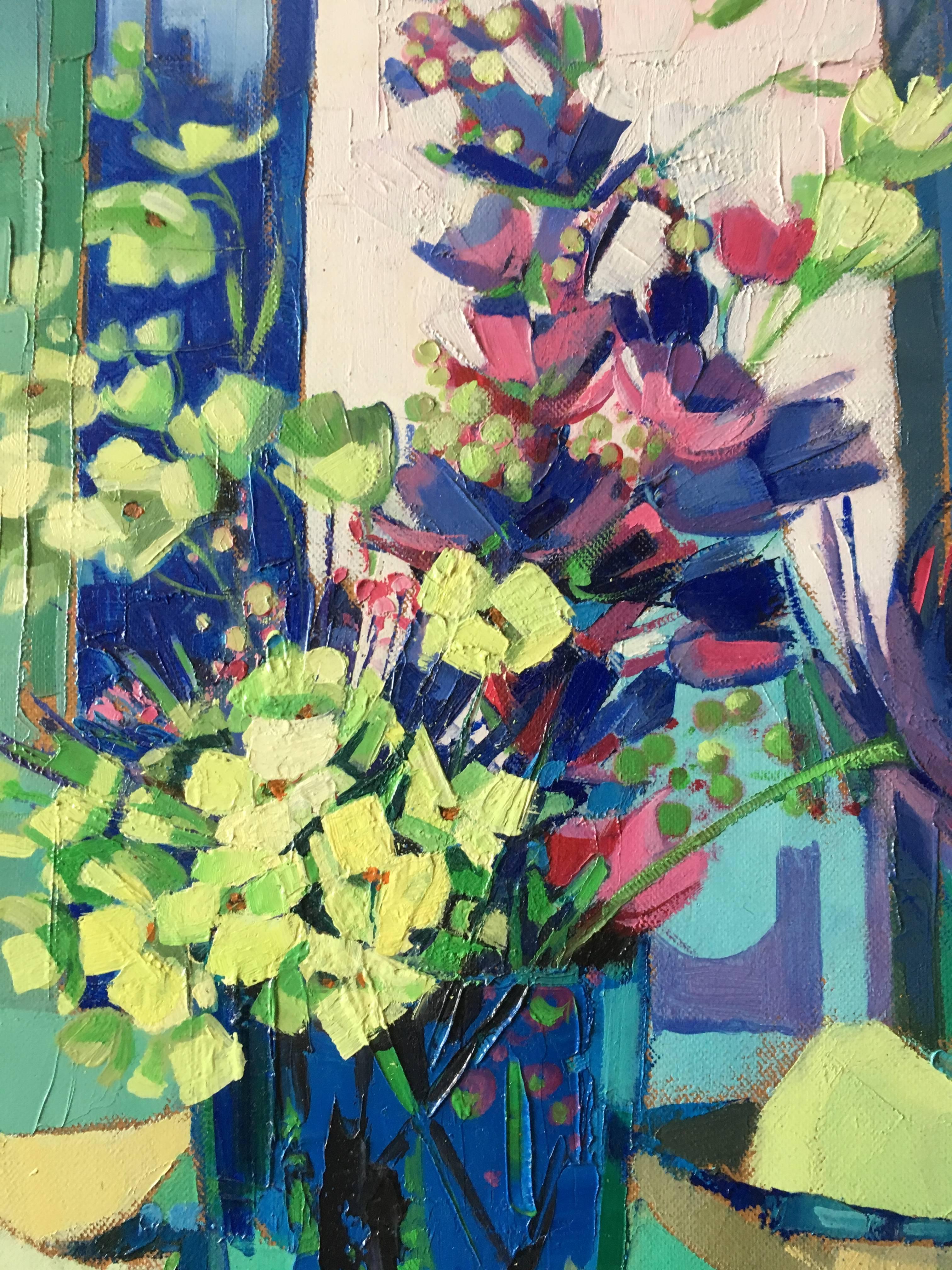 harmonie jaune et bleue, nature morte, style expressionniste - Expressionniste Painting par Jori Duran