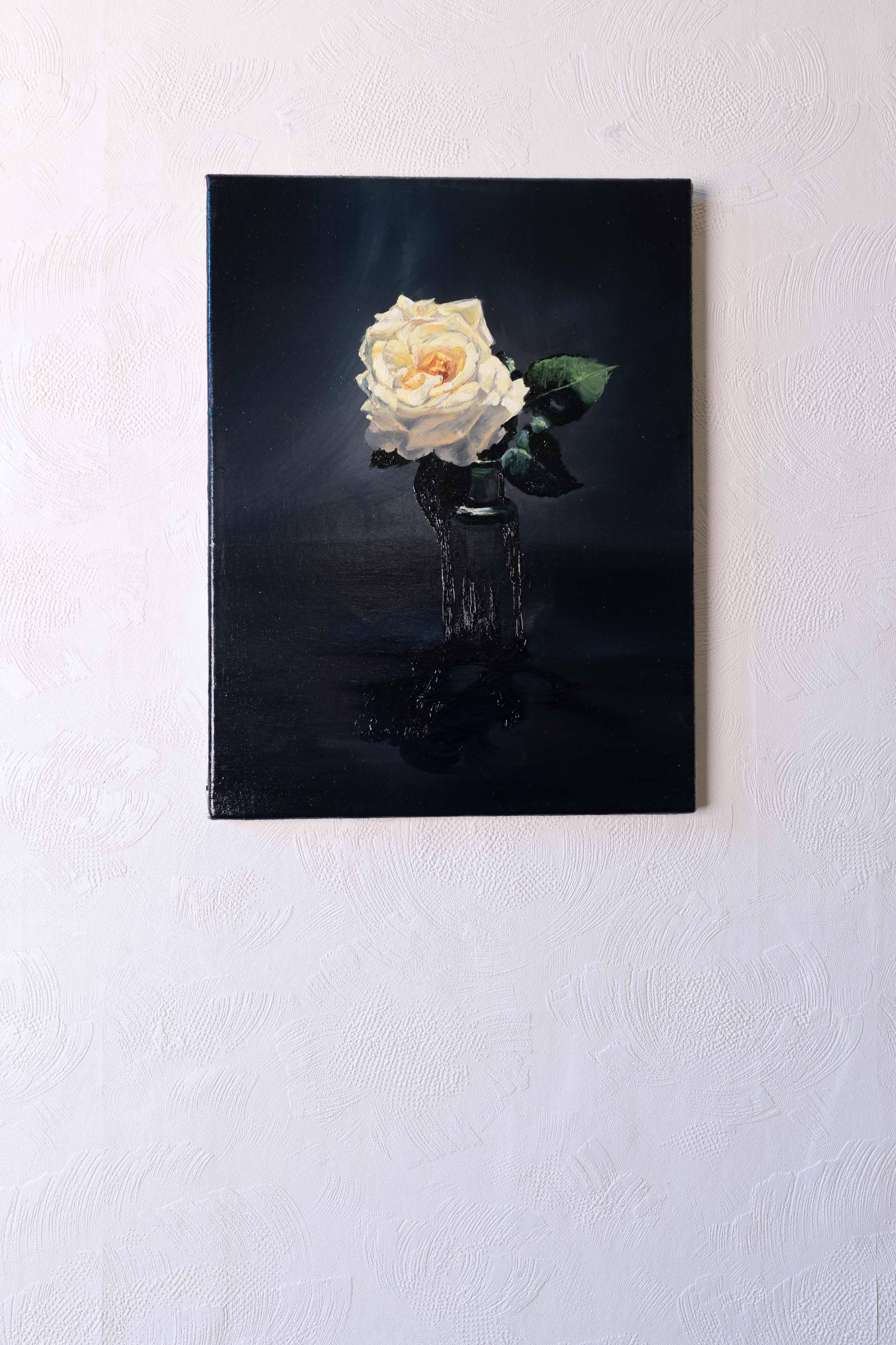 Pintura al óleo sobre lienzo de una rosa blanca en un jarrón, llamada 