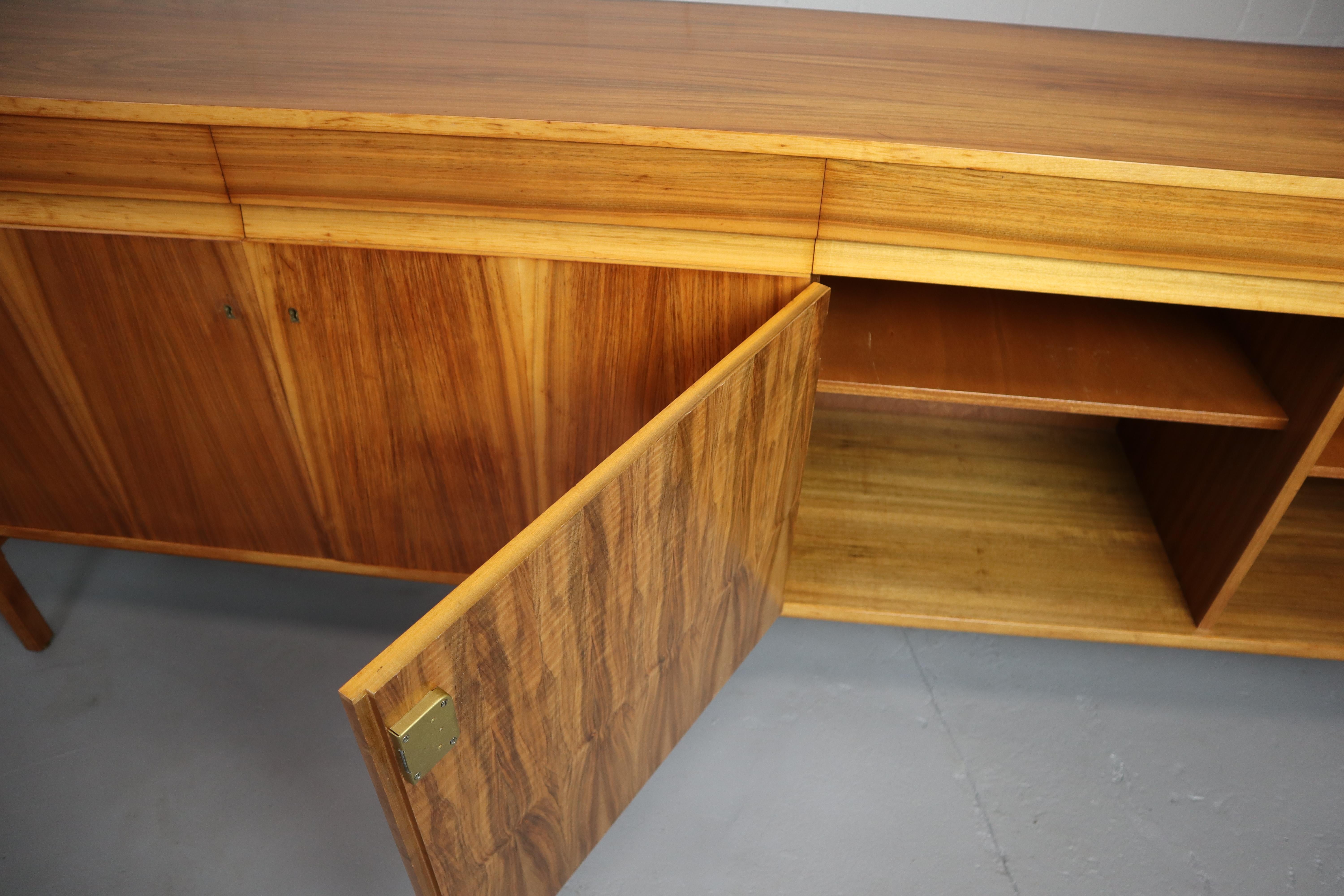 Jos De Mey sideboard for Van den Berghe-Pauvers, 1960's For Sale 9