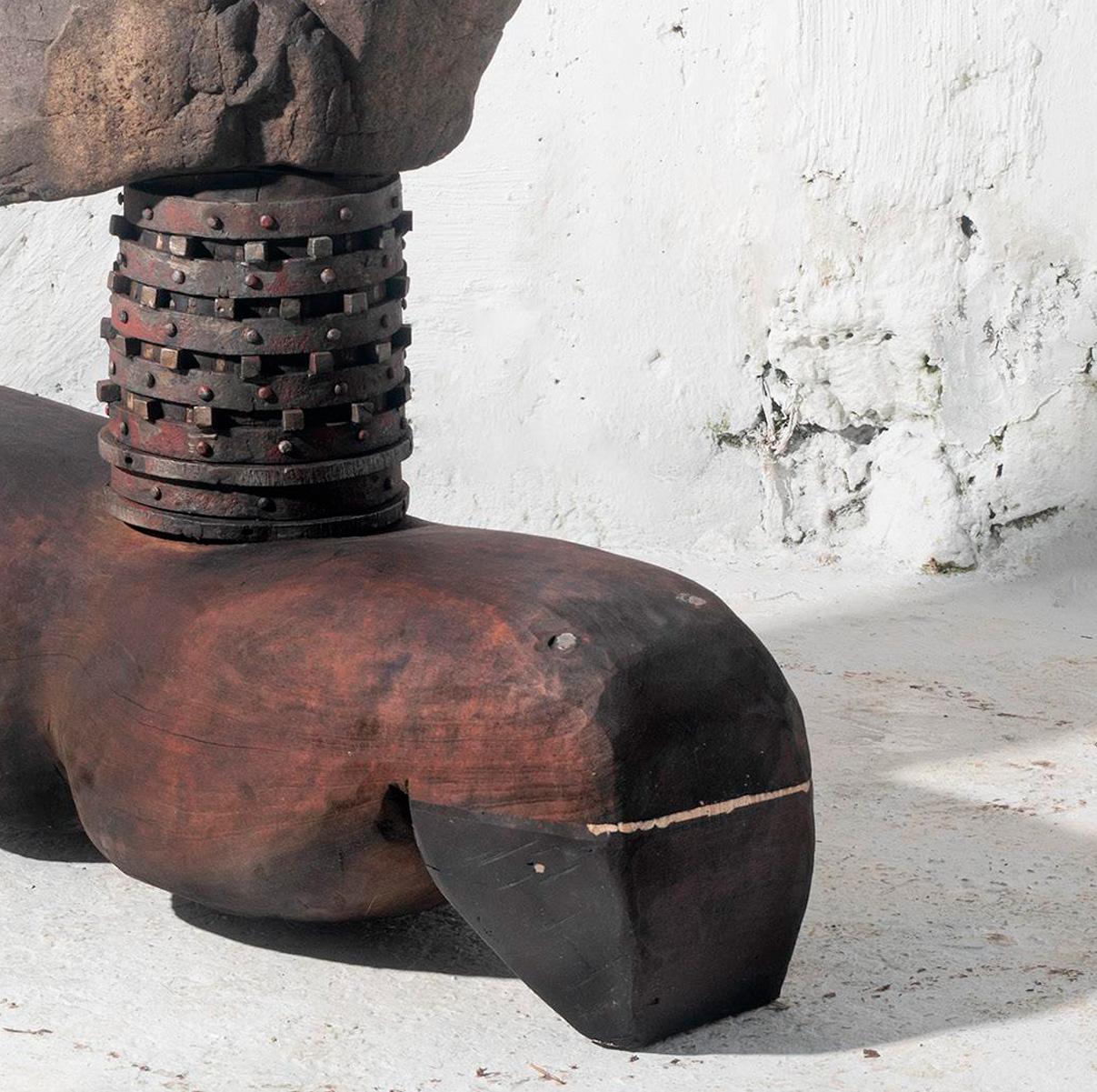 ALMIRAMAYA, Escultura figurativa. De la serie Esculturas - Figurative Sculpture Marrón de José Ignacio Suarez Solis