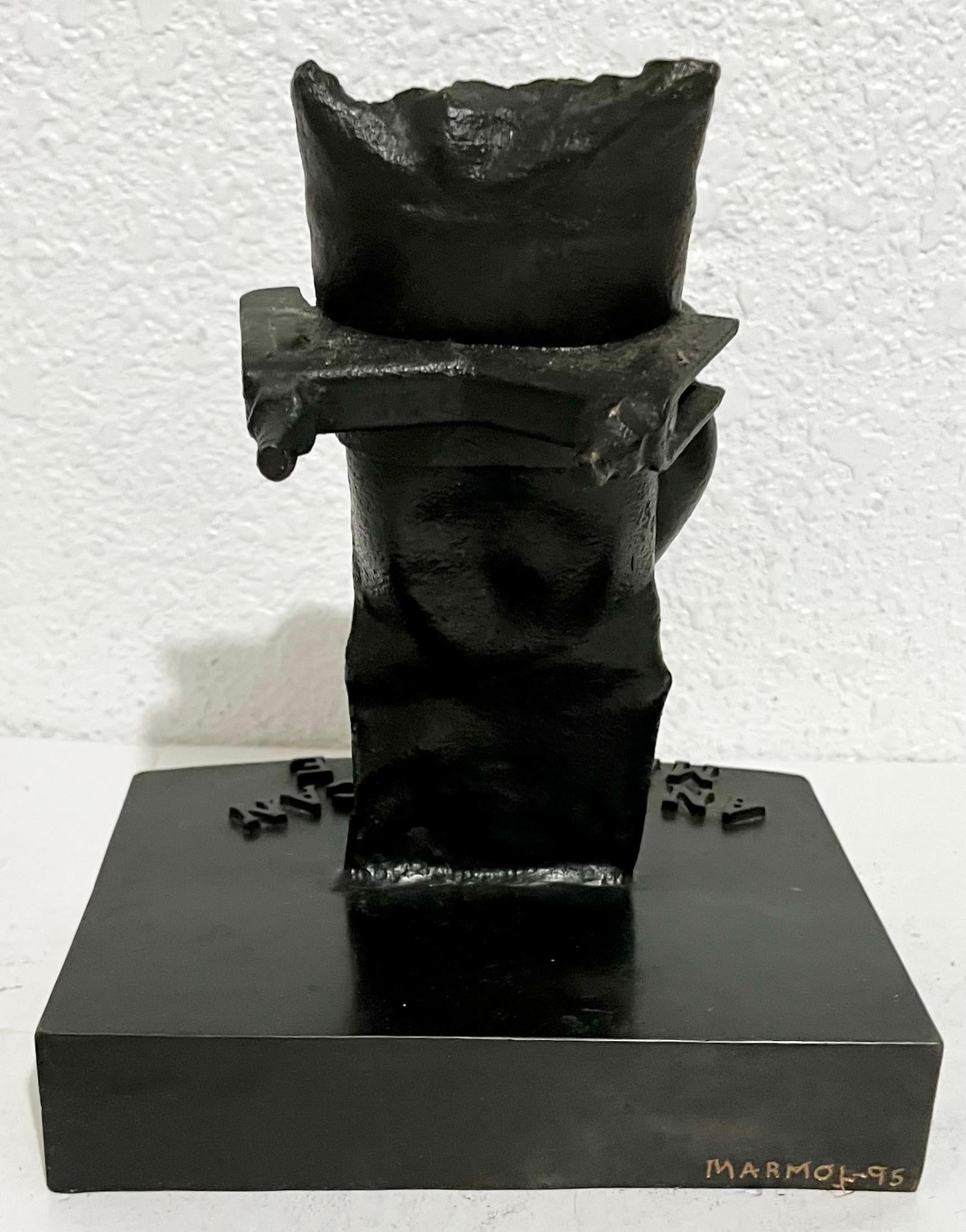 Sculpture d'assemblage étranger en bronze peint 