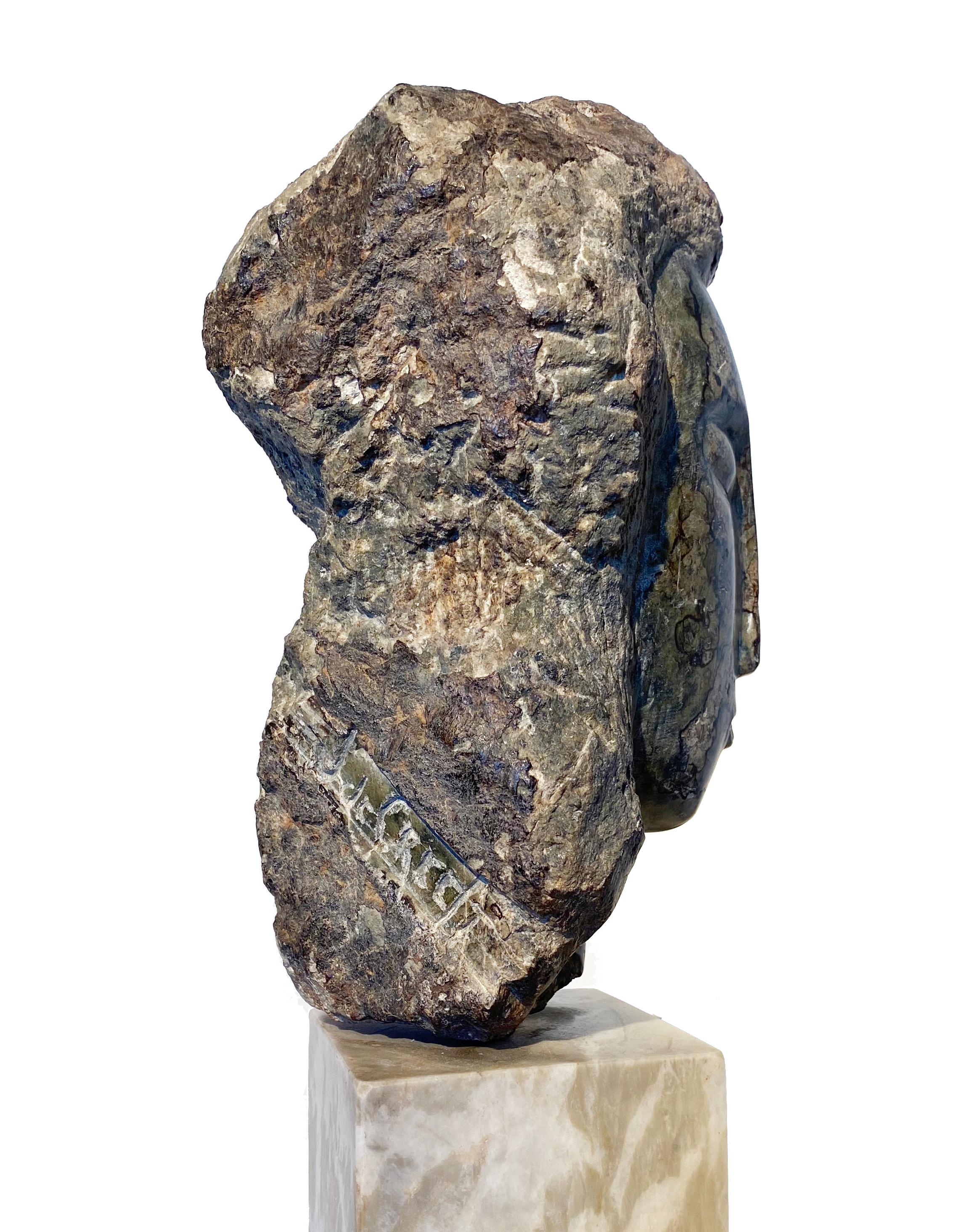 Tête d'une femme - Gris Figurative Sculpture par Jose de Creeft