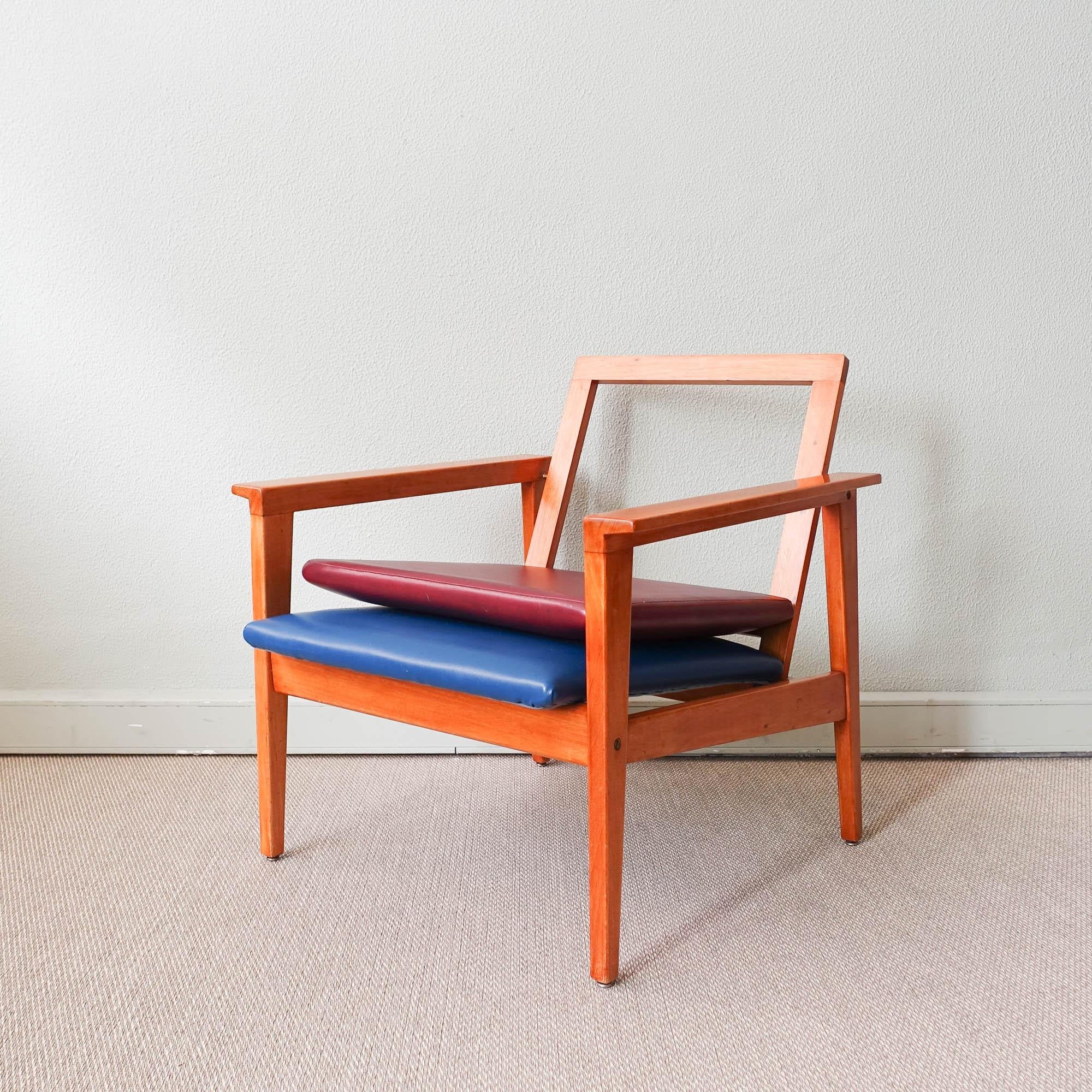 José Espinho Armchair Model Prefa for Móveis Olaio, 1962 For Sale 4