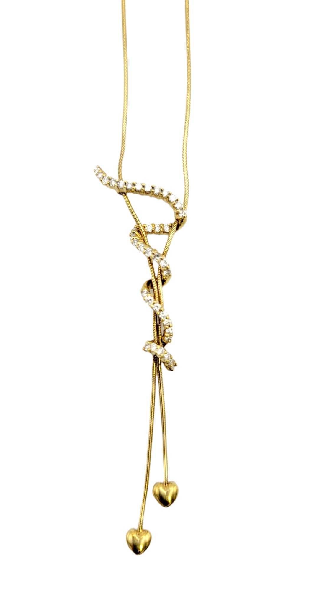 Jose Hess 18 Karat Gelbgold Tropfen-Halskette mit Herzen und Diamanten im Schnörkeln (Zeitgenössisch) im Angebot