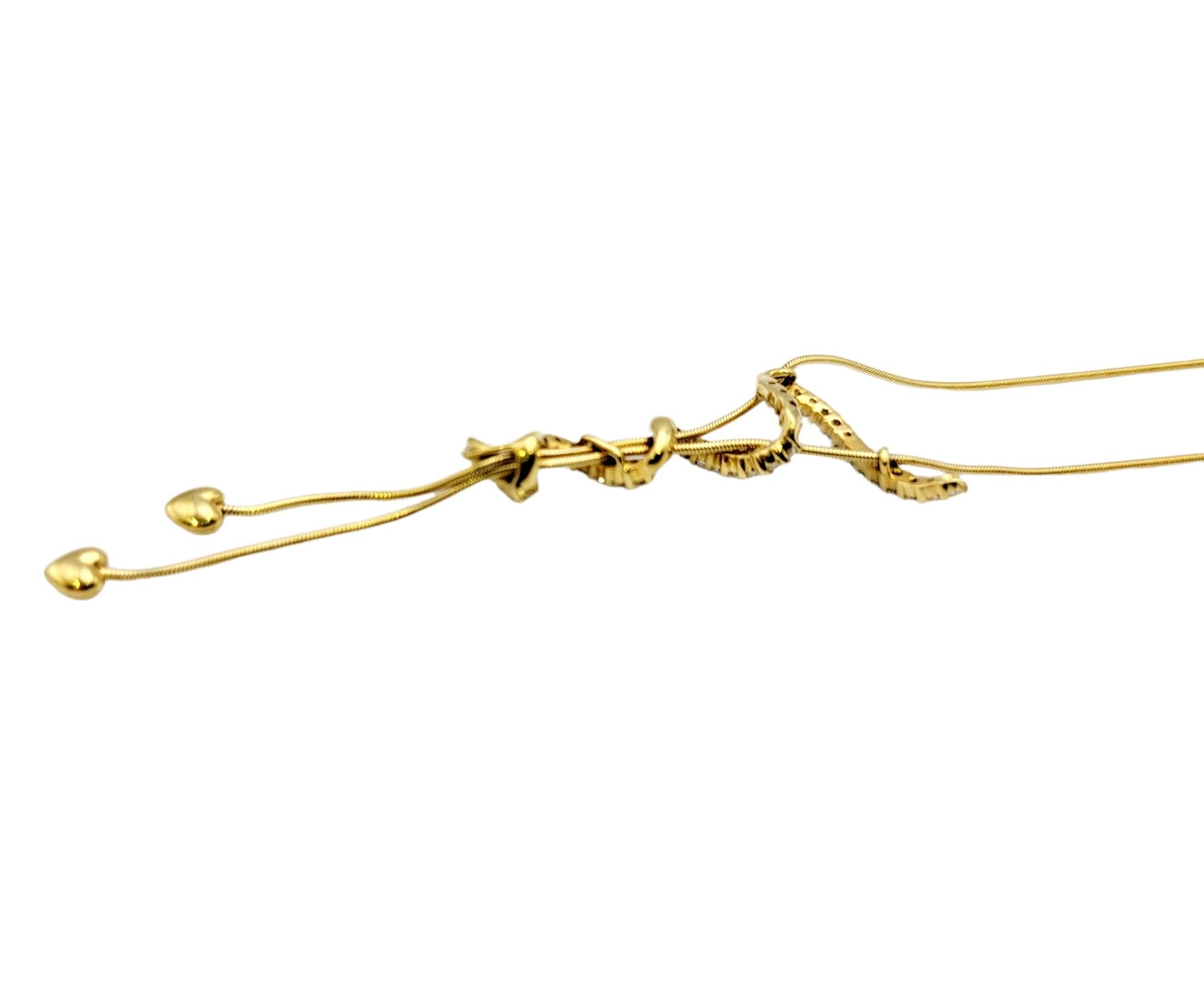 Jose Hess 18 Karat Gelbgold Tropfen-Halskette mit Herzen und Diamanten im Schnörkeln im Angebot 1