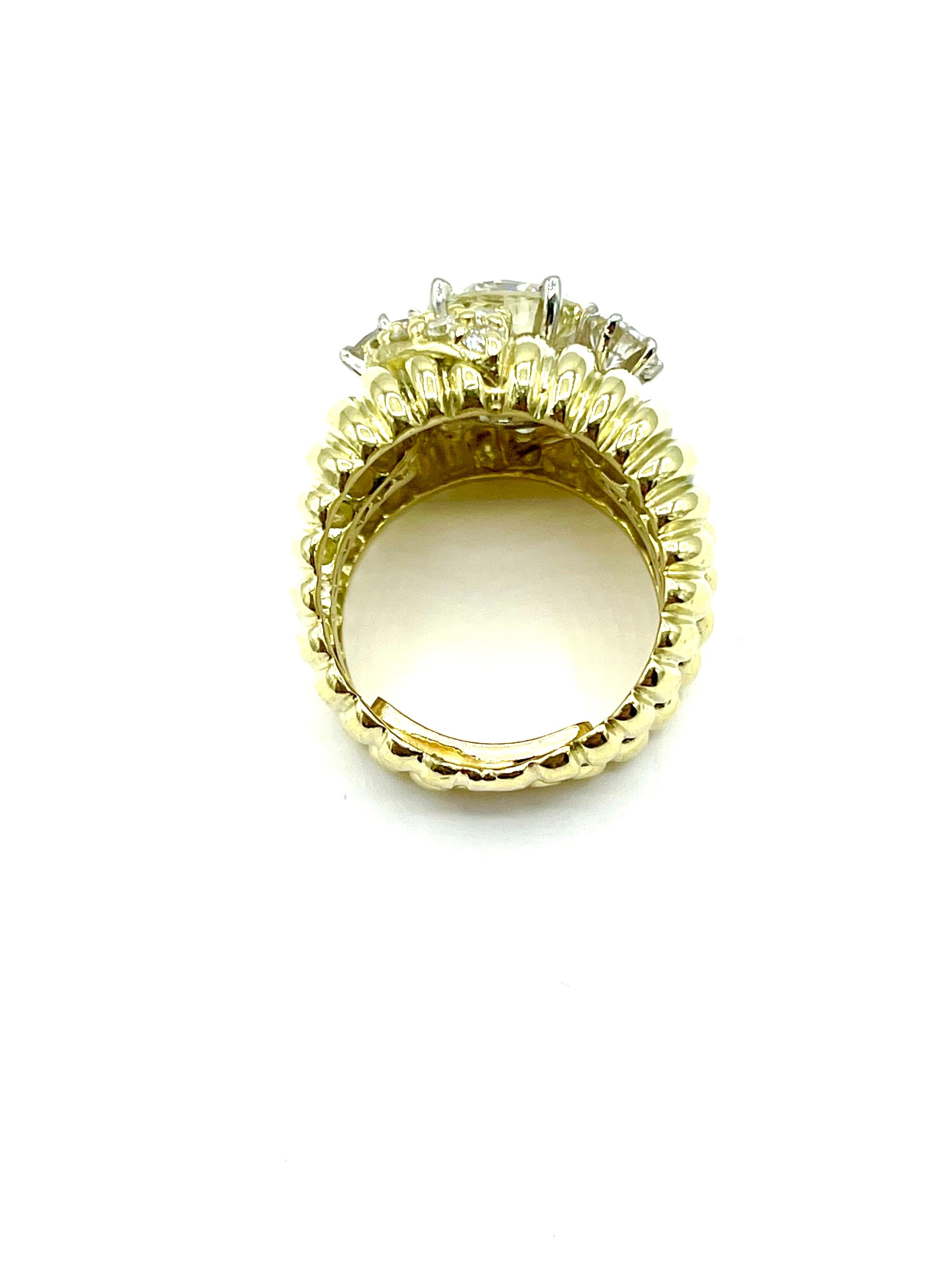 Retro Jose Hess 2.20 Carat Round Brilliant Diamond and 18K Yellow Gold Ring For Sale