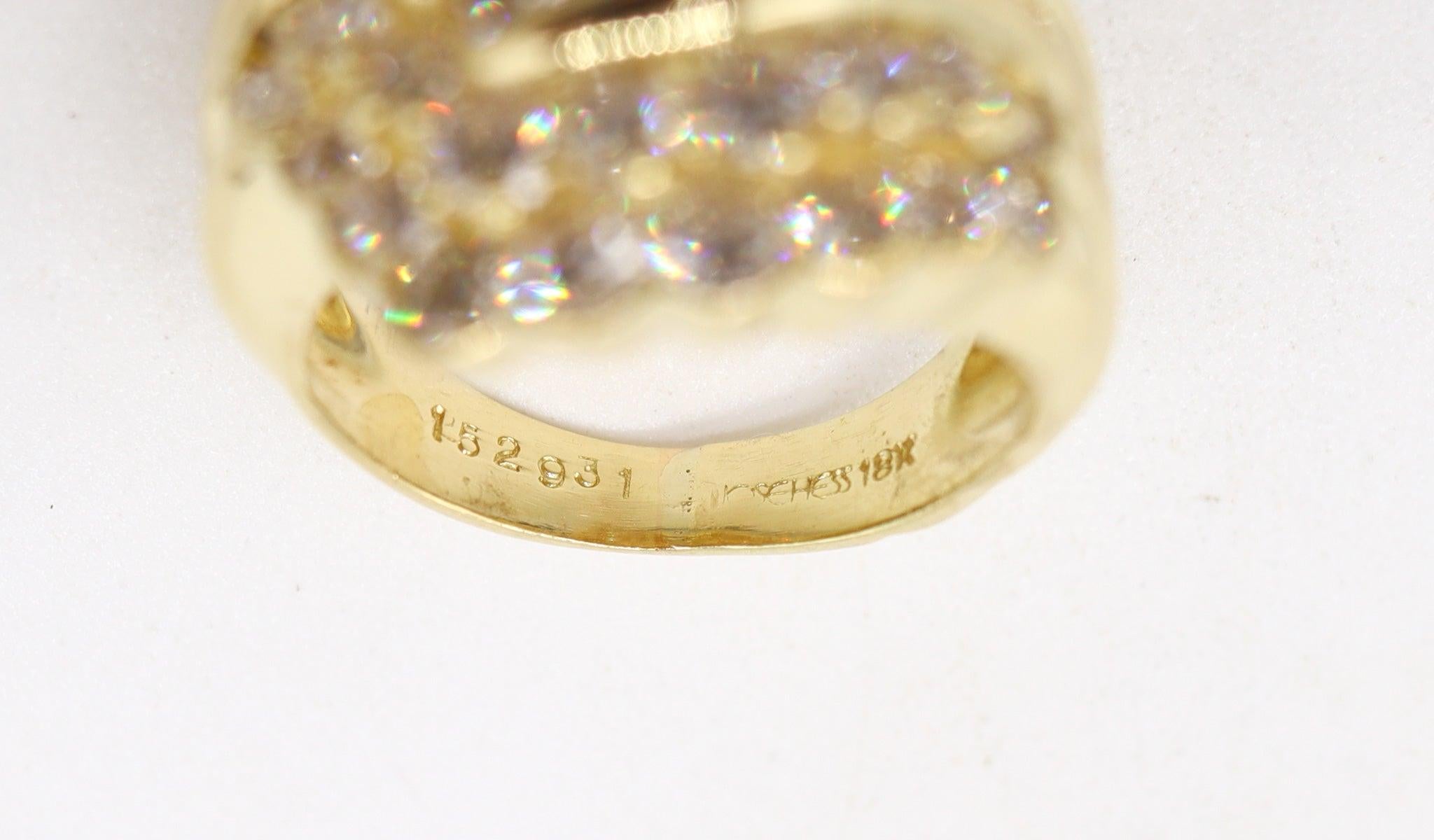 Modernista JOSE HESS Cocktail Ring In 18Kt Yellow Gold With 4.64 Ctw In VS Diamonds in vendita