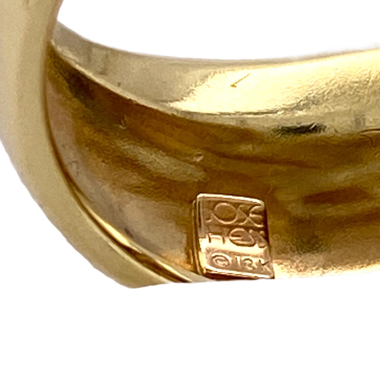 Women's or Men's Jose Hess Diamond 18 Karat Yellow Gold Crossover Contemporary Vintage Ring