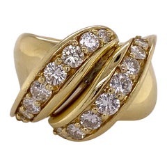 Jose Hess Diamond 18 Karat Yellow Gold Crossover Contemporary Vintage Ring