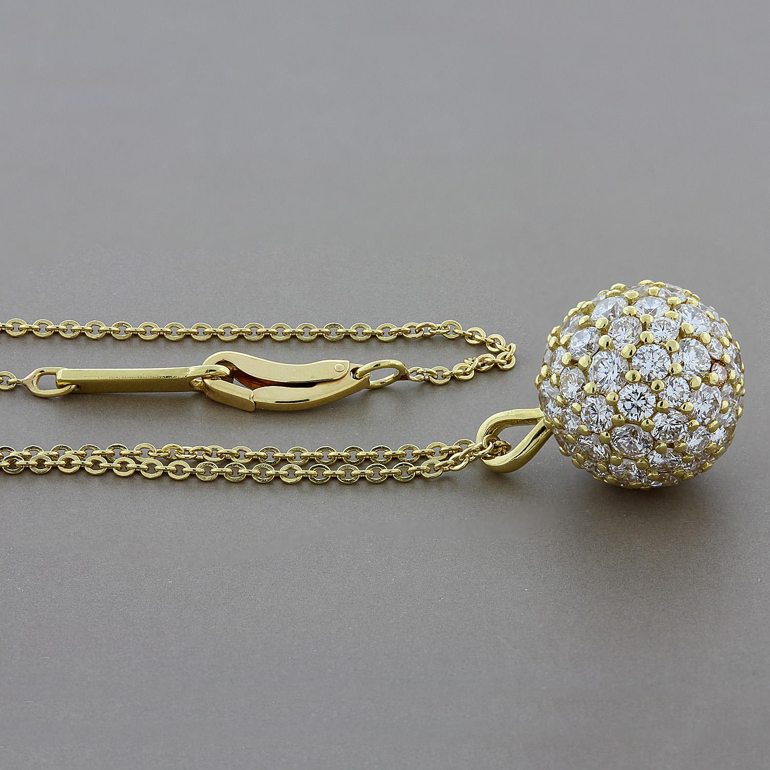 Presenting a Jose Hess pendant featuring 3.50 carats of different sized round cut diamonds set in 18K yellow gold. This piece is as fun as it is elegant. 

Chain Length: 21.50 inches
Pendant Length: 0.75 inch
Pendant Width: 0.5 inch