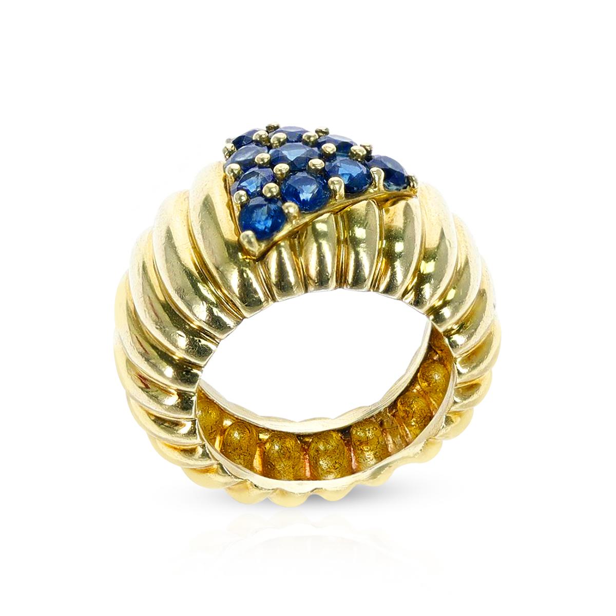Jose Hess Sapphire and Gold Statement Ring, 18k For Sale 1