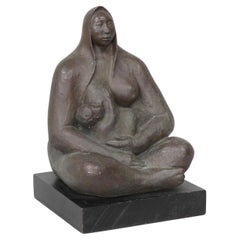 JOSE LUIS CUEVAS, Mère en train d'allaiter et enfant, 1974, bronze, signé et daté