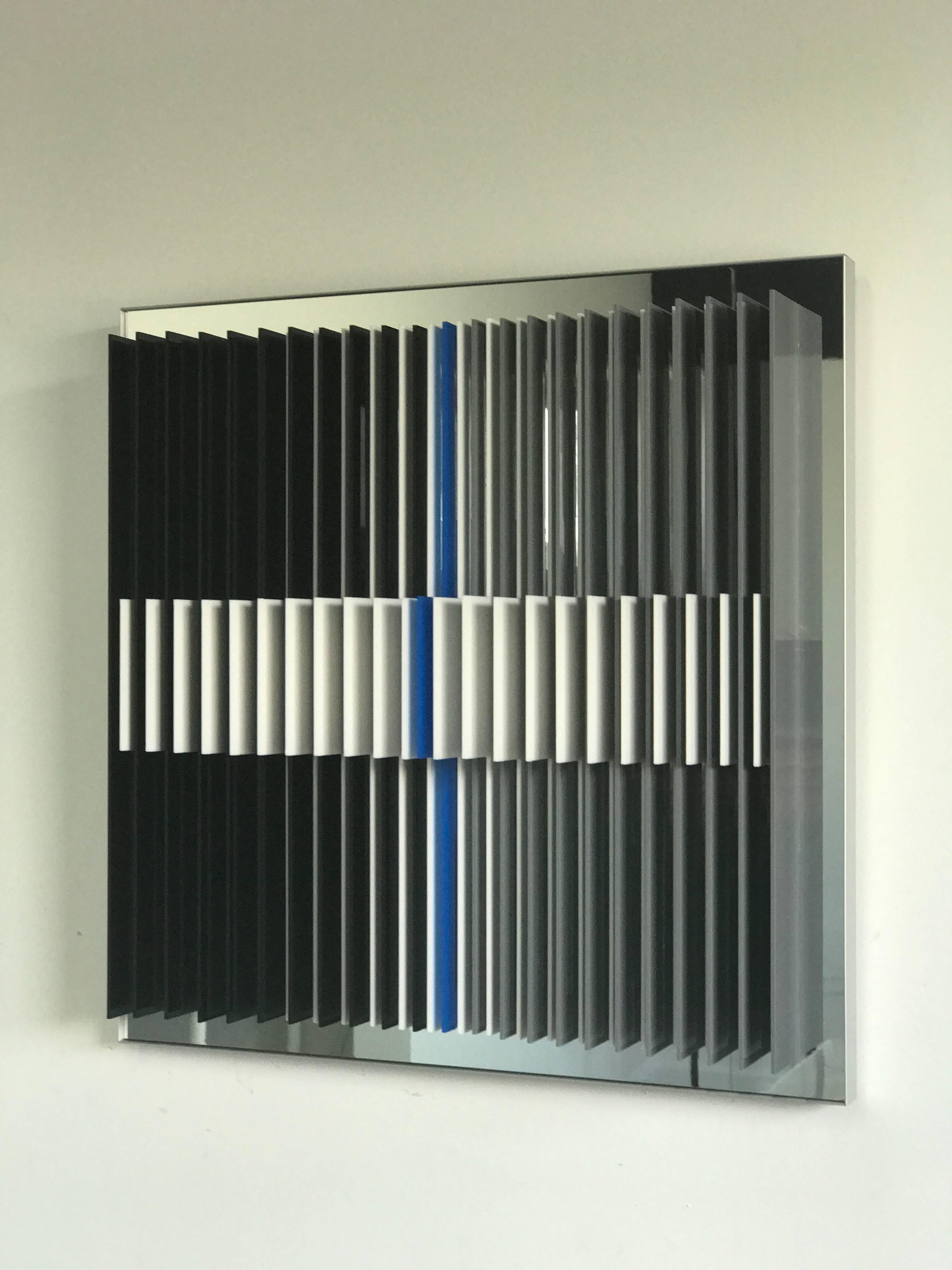 Dichotomic VI - kinetic wall sculpture by J. Margulis - Sculpture by Jose Margulis
