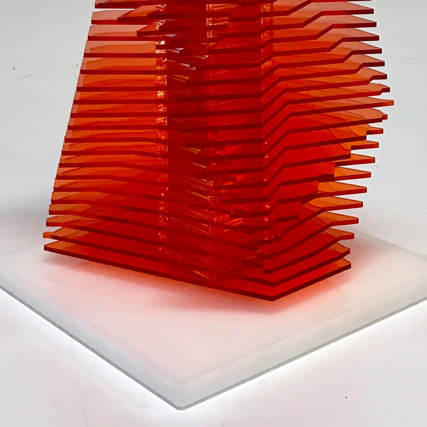 Zaha Amber - kinetic sculpture by J. Margulis - Sculpture by Jose Margulis