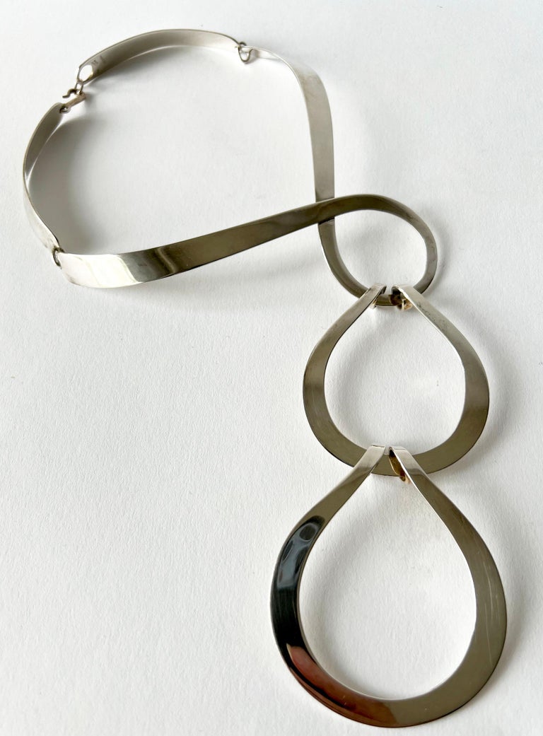 Modernist Jose Maria Puig Doria Connecting Loops of Sterling Silver Statement Necklace For Sale