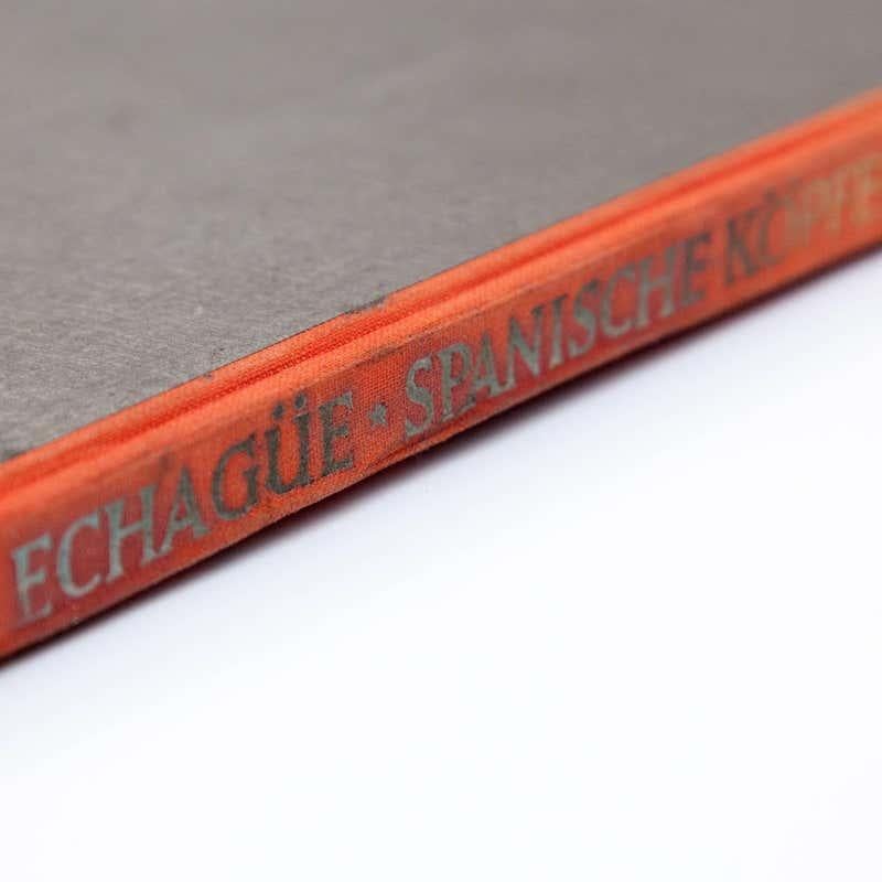 'Spanische Köpfe' book by José Ortiz Echagüe, 1929.
Published by Ernst Wasmuth in Berlin (Germany).

In good original condition, with consistent with age and use, preserving a beautiful patina with some scratches.

José Ortiz-Echagüe