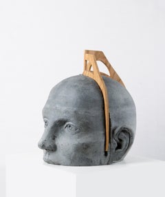 Sculpture de tête en ciment architectural avec structure en bois voûtée Projet 17