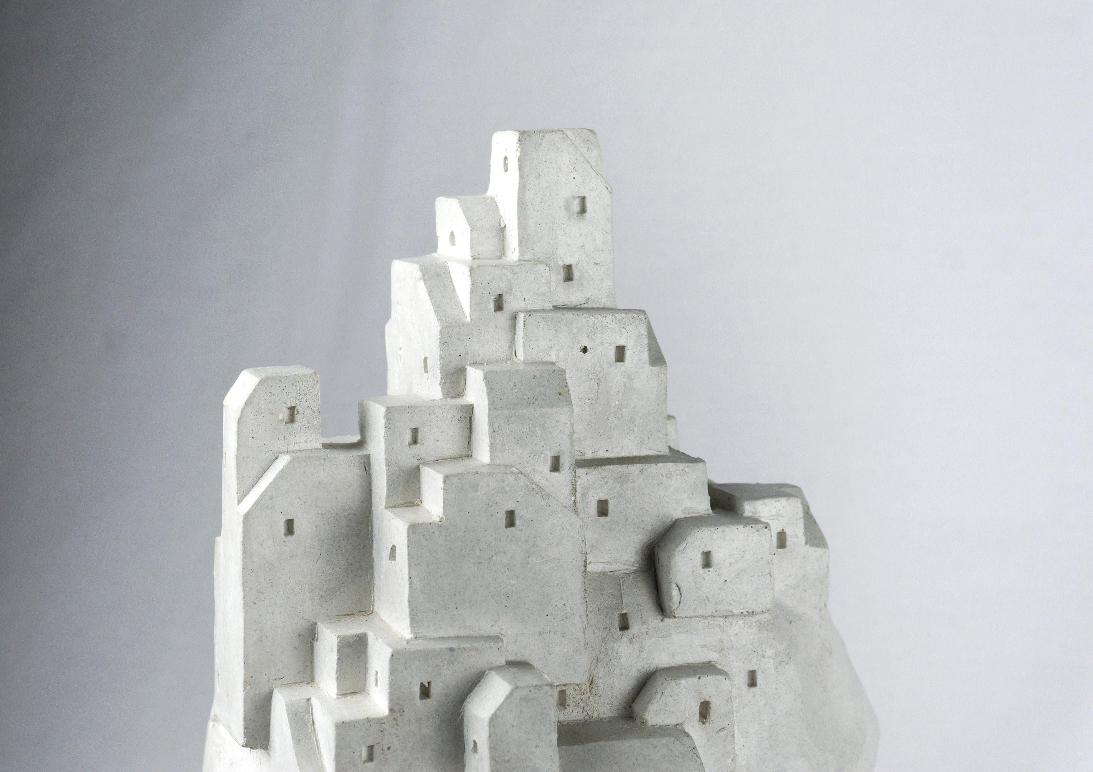 Escultura de cemento blanco óseo - 