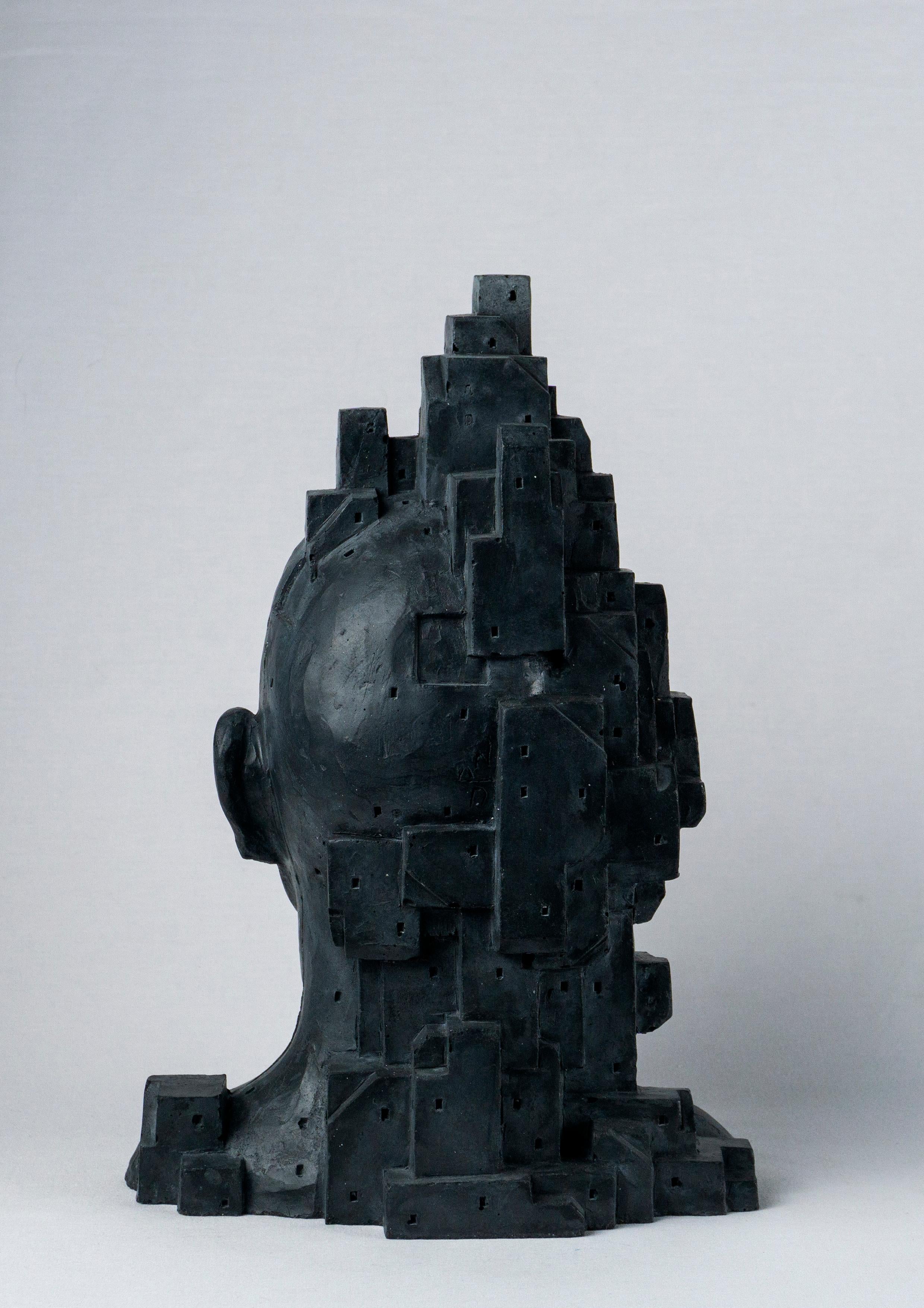 Busto figurativo architettonico ibrido in cemento nero. Antropotecnica 