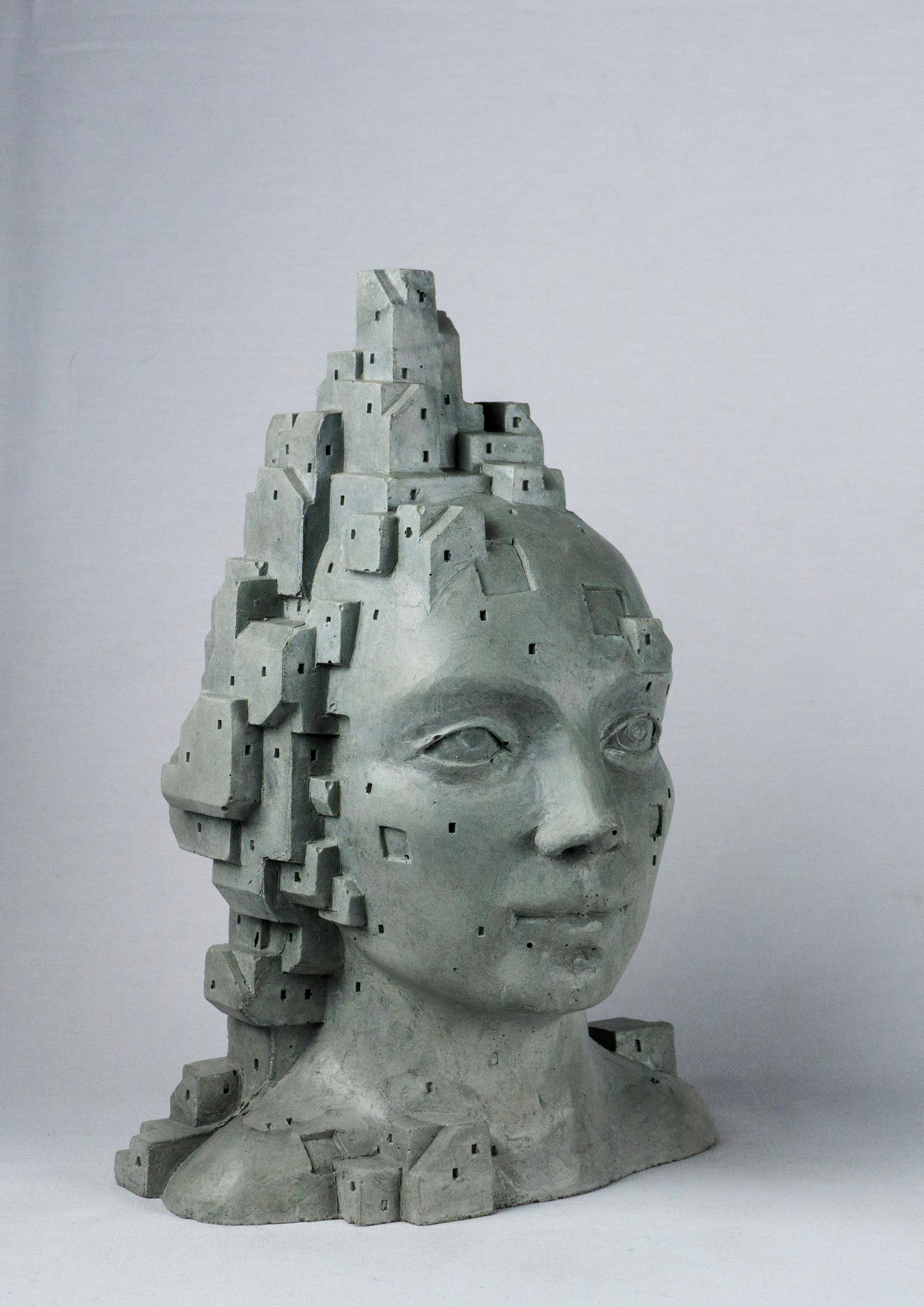 Escultura femenina única de cemento arquitectónico - 