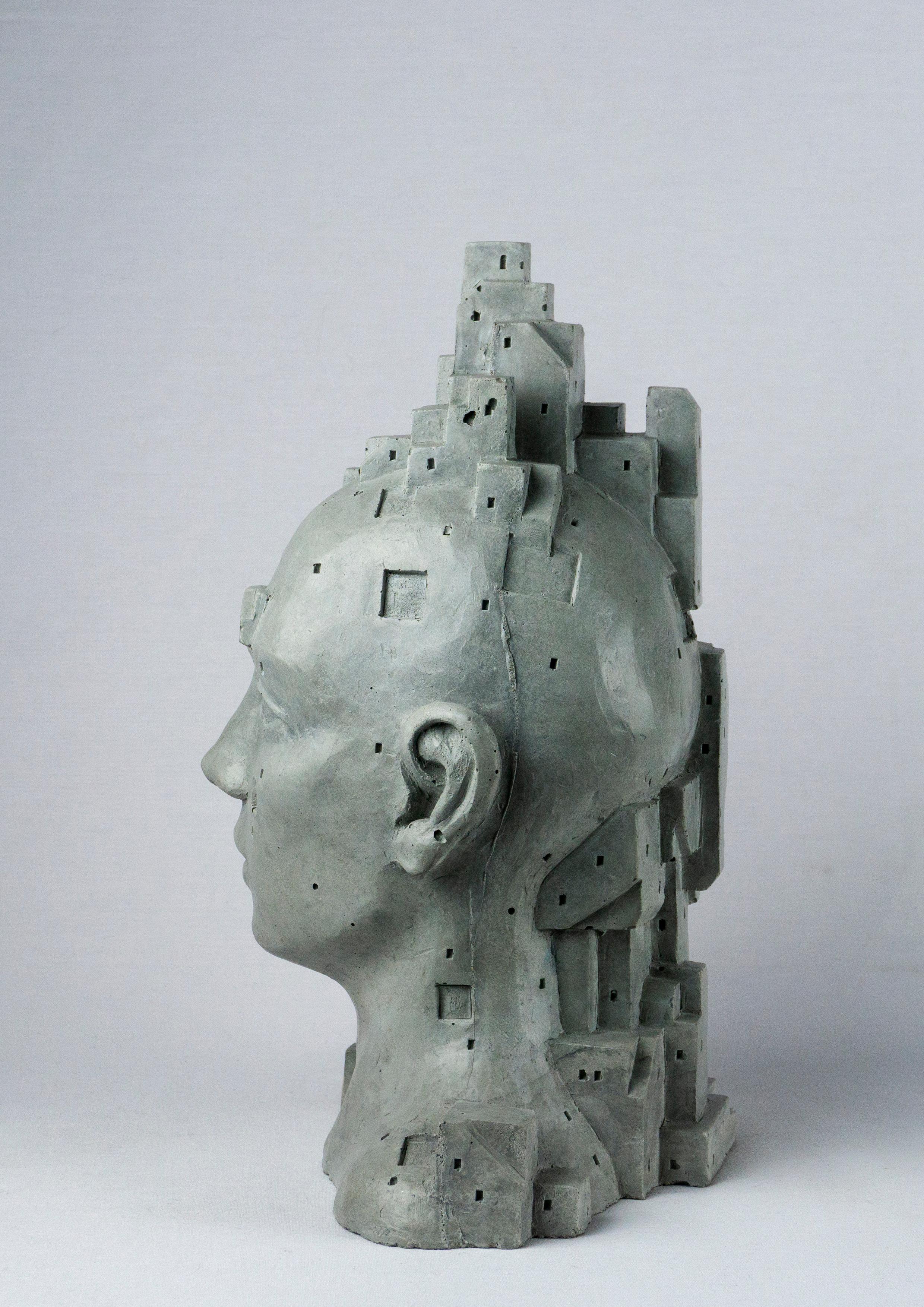 Escultura femenina única de cemento arquitectónico - 