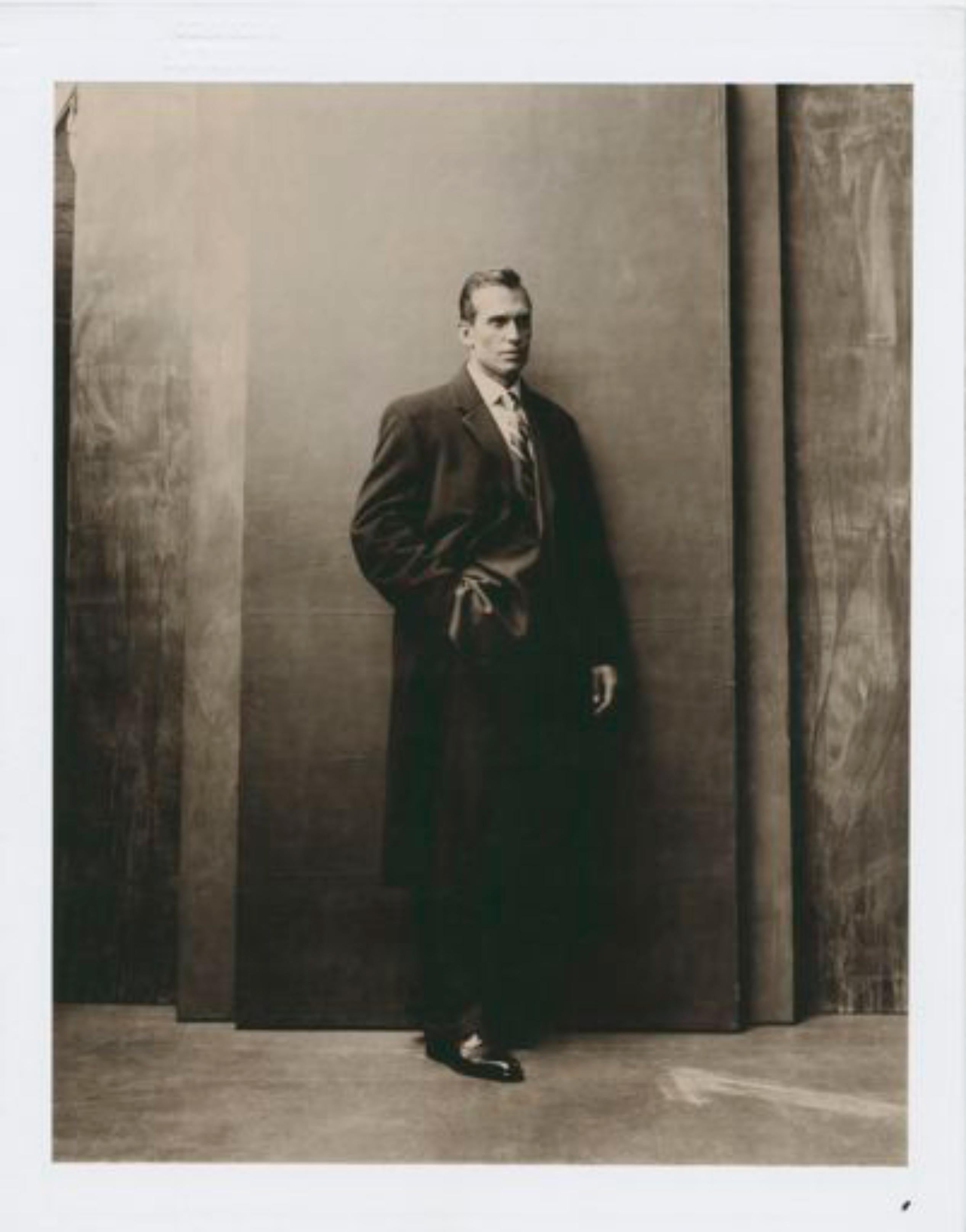 Jose Picayo Black and White Photograph – „Nordstrom, Garry“, New York, NY, 2003