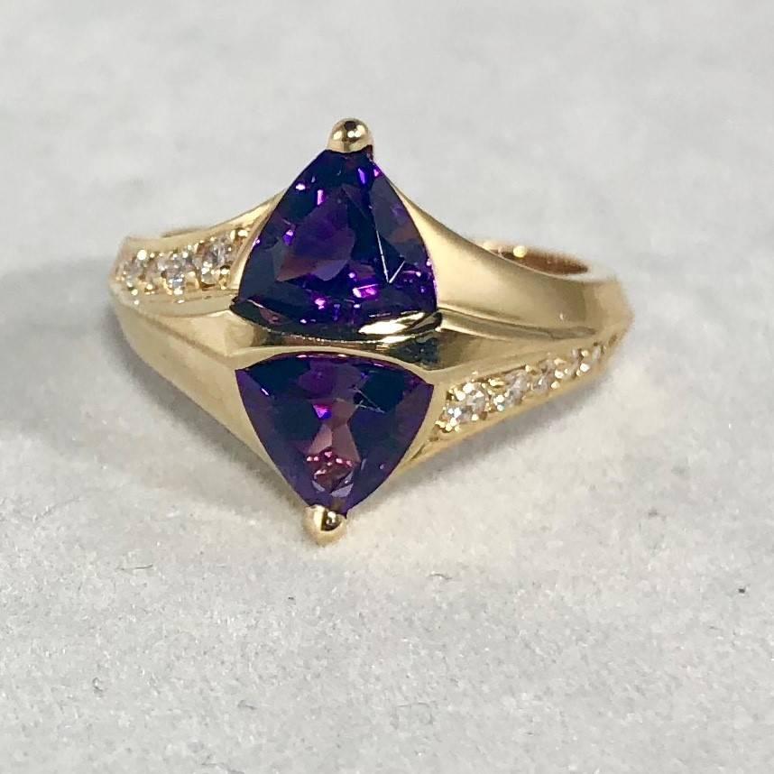 Contemporary Jose Trillos 18 Karat Amethyst and Diamond Cocktail Ring For Sale