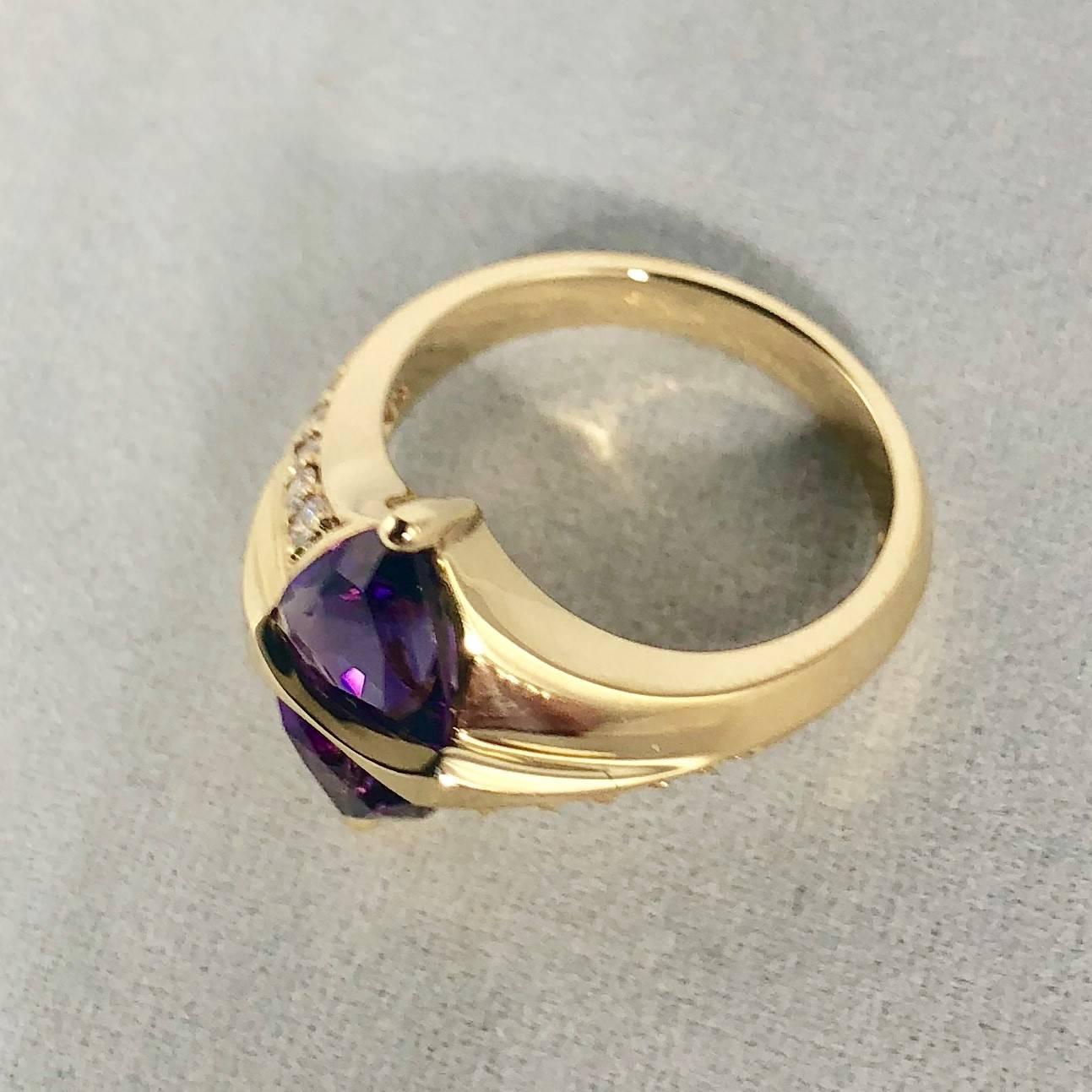 Women's Jose Trillos 18 Karat Amethyst and Diamond Cocktail Ring For Sale