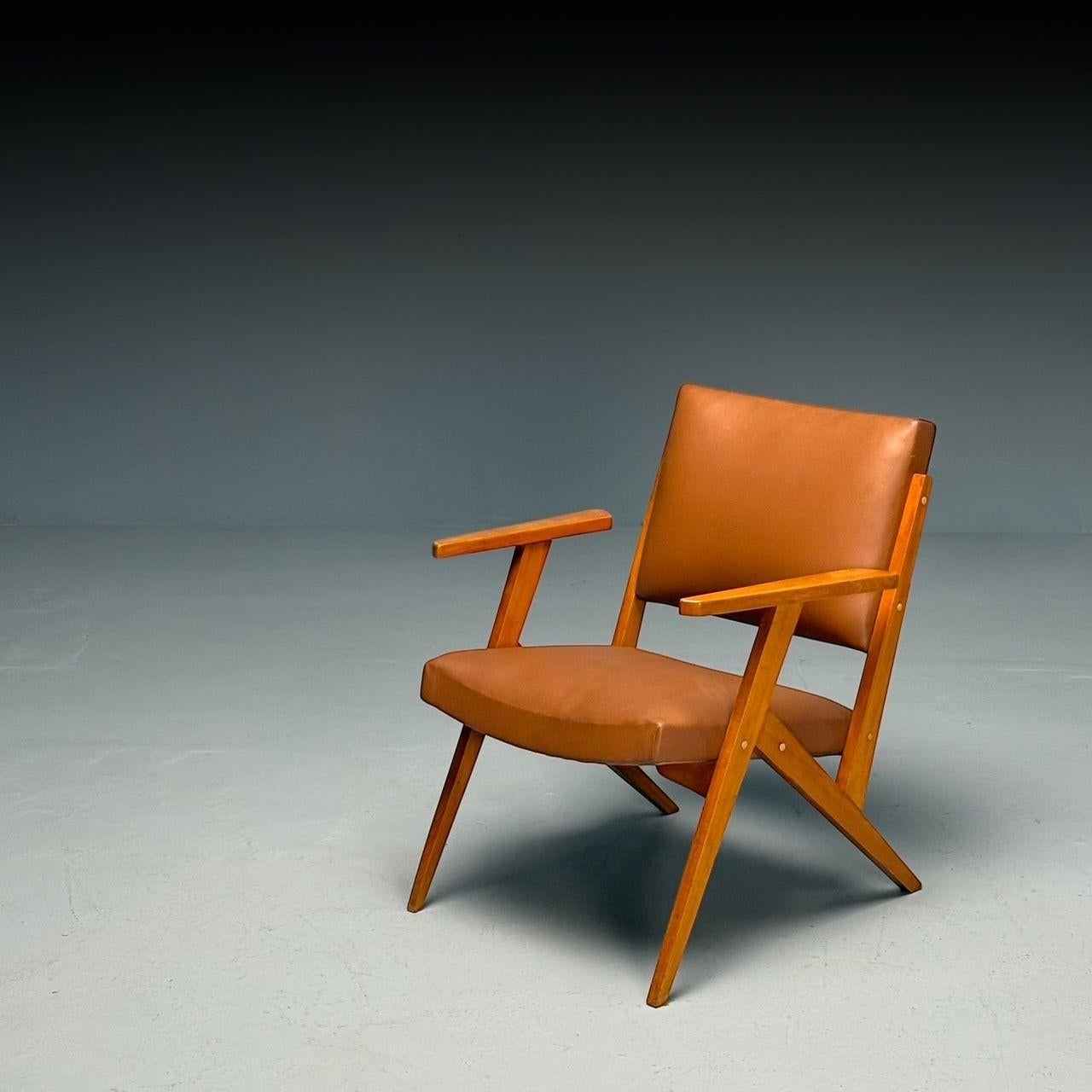 Jose Zanine Caldas, Moveis Artisticos, Brazilian Mid-Century Modern, Lounge Chair, Leather, Brazil, 1950s

Lounge chair designed by Jose Zanine Caldas for Moveis Artisticos Z in Brazil circa 1954.

Caviona, Leather Upholstery, Brass
Brazil, c.