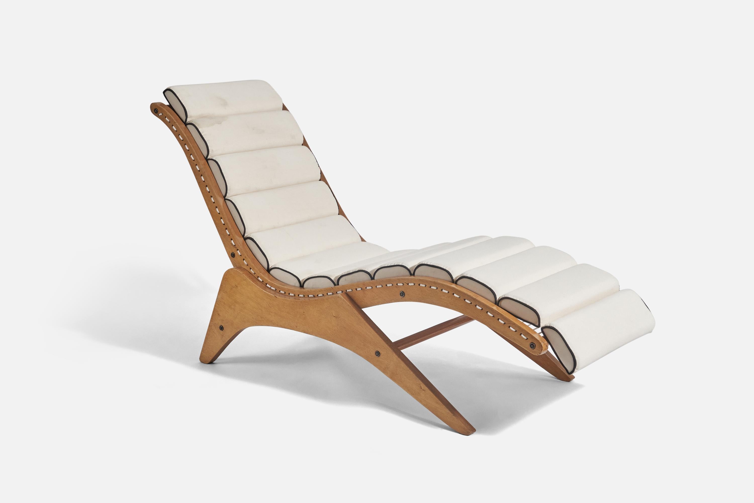 rope chaise lounge
