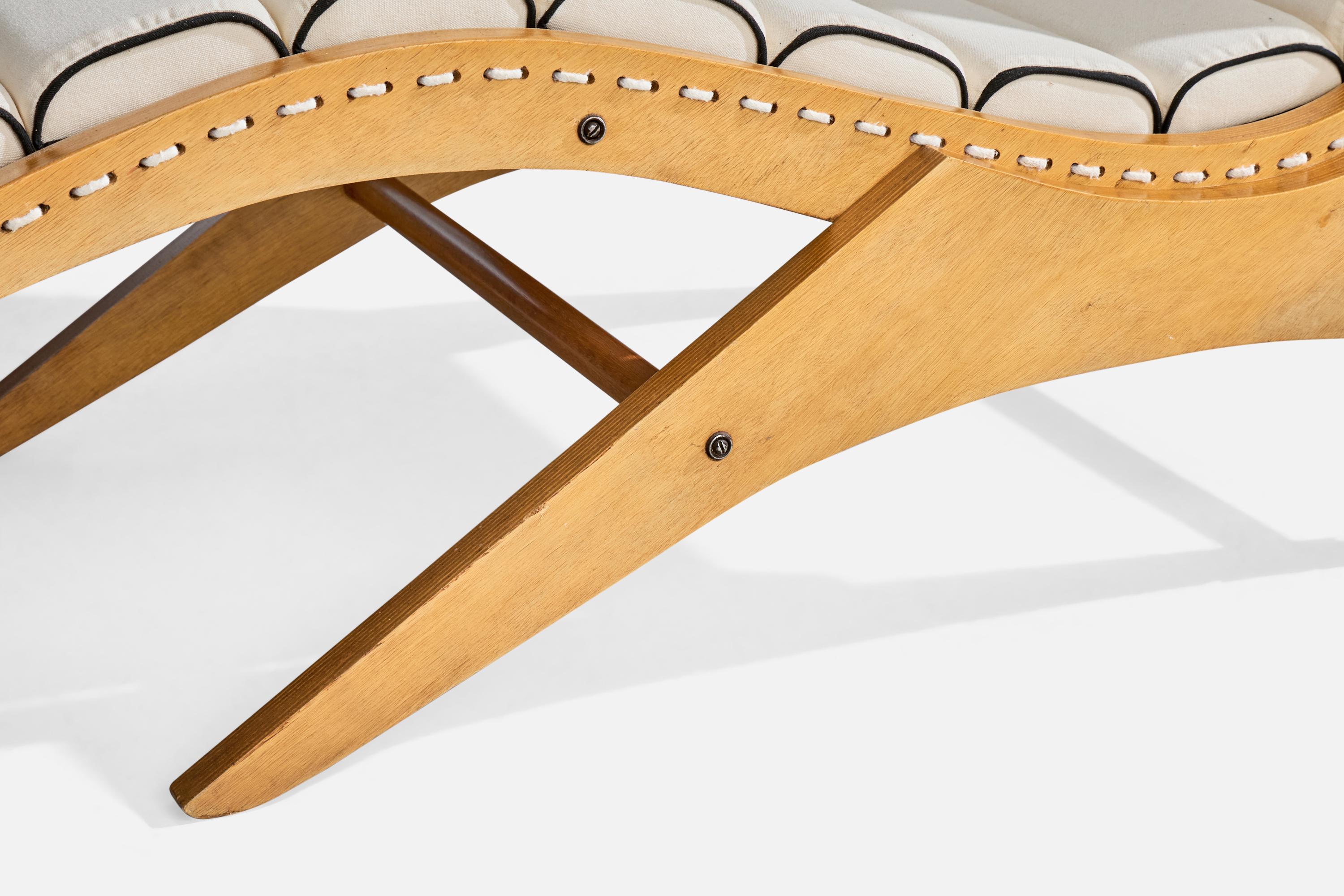 José Zanine Caldas, Chaise Longue, Plywood, Rope, Fabric, Brazil, 1950s For Sale 5
