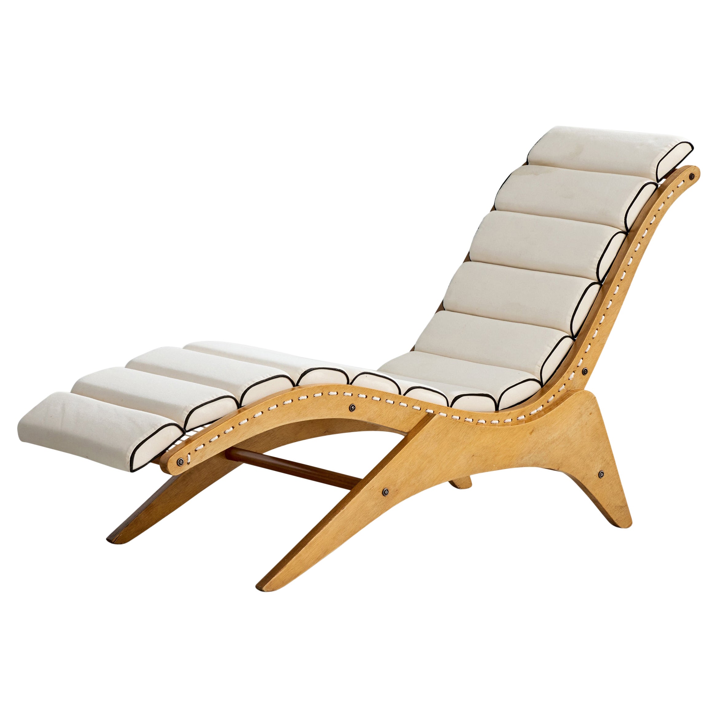 José Zanine Caldas, Chaise Longue, Plywood, Rope, Fabric, Brazil, 1950s