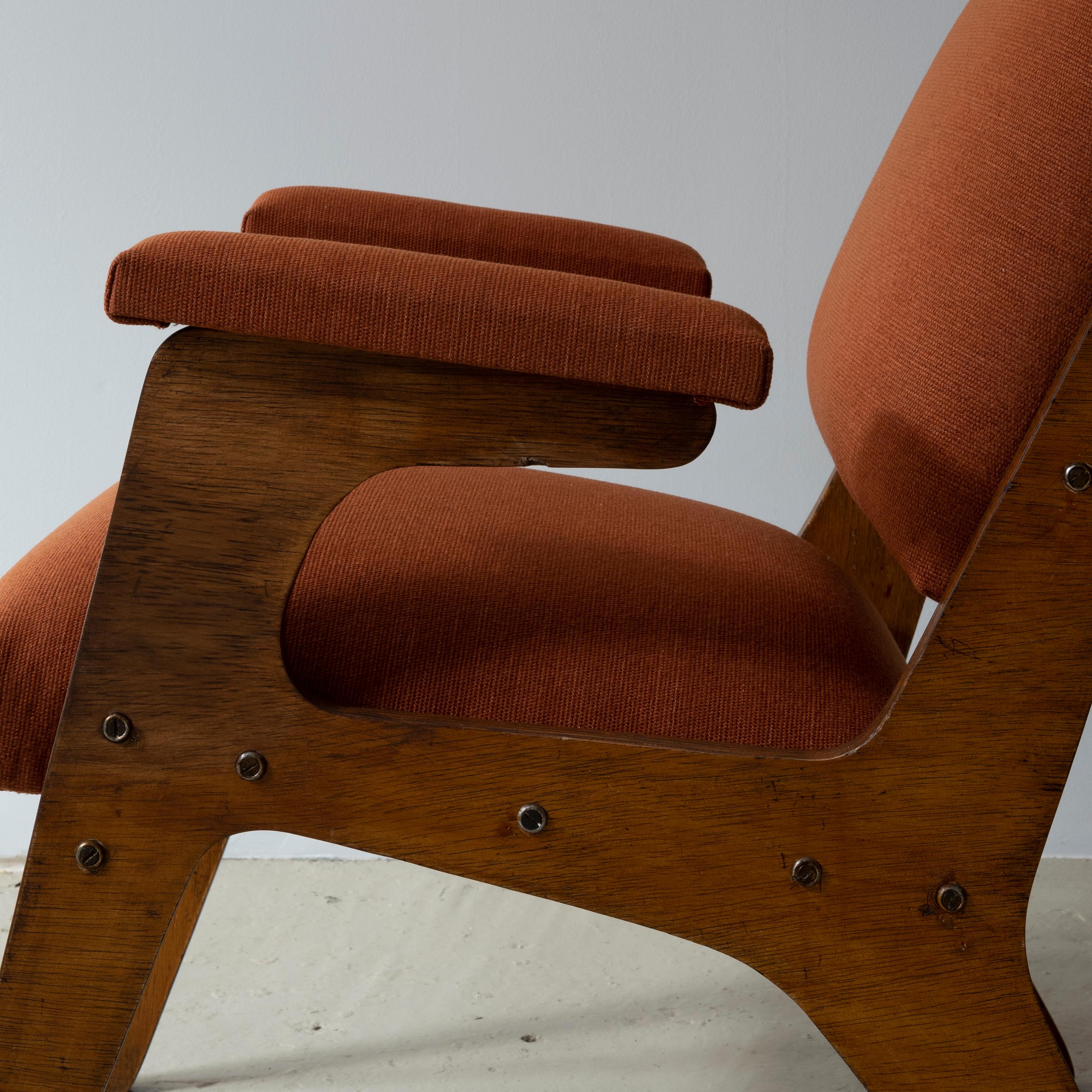 Paire de fauteuils H Jos Zanine Caldas, Mveis Artsticos Z, Brésil, années 1950 en vente 2