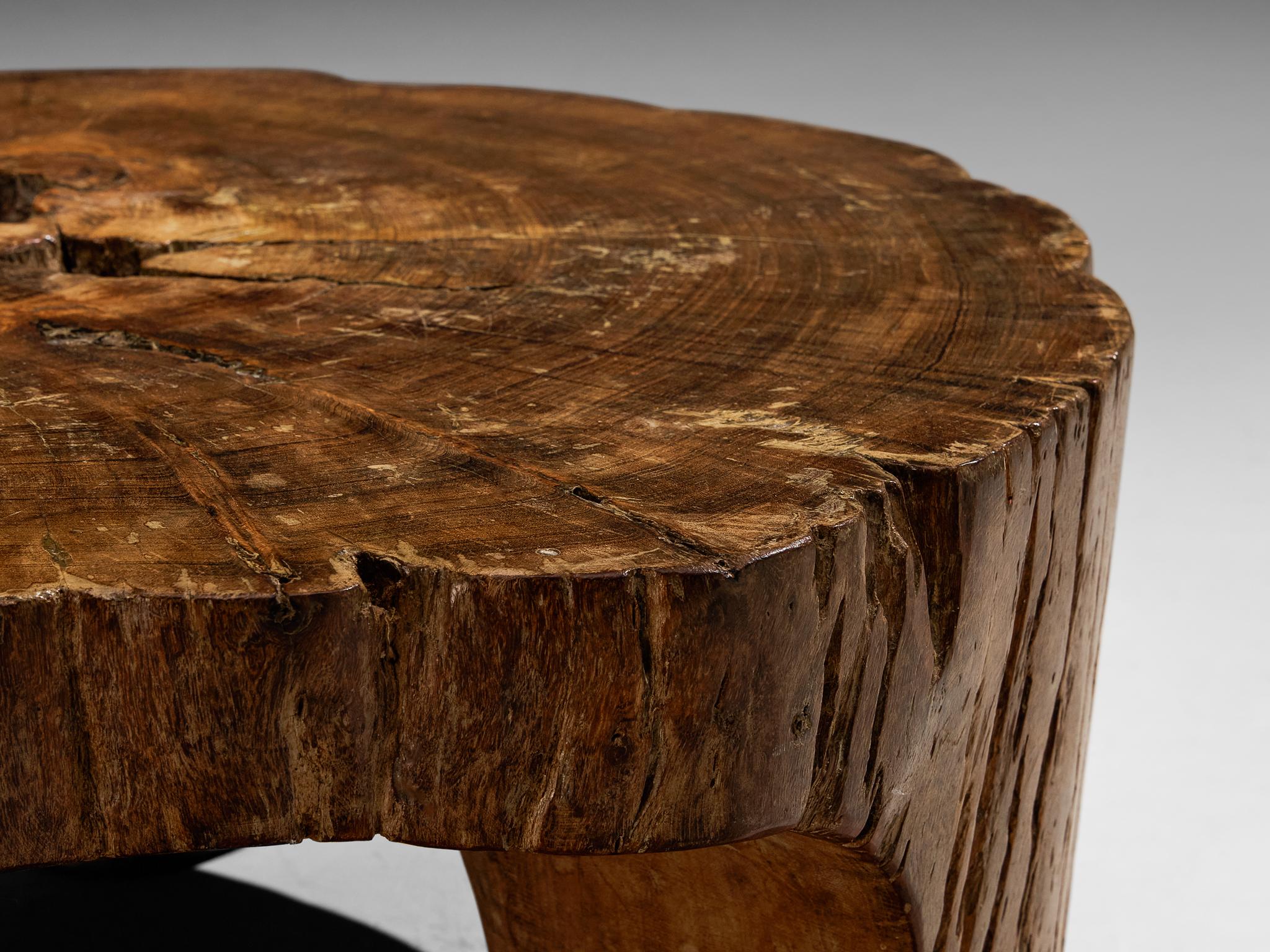 Fin du 20e siècle José Zanine Caldas Table basse sculptée à la main en bois dur brésilien en vente