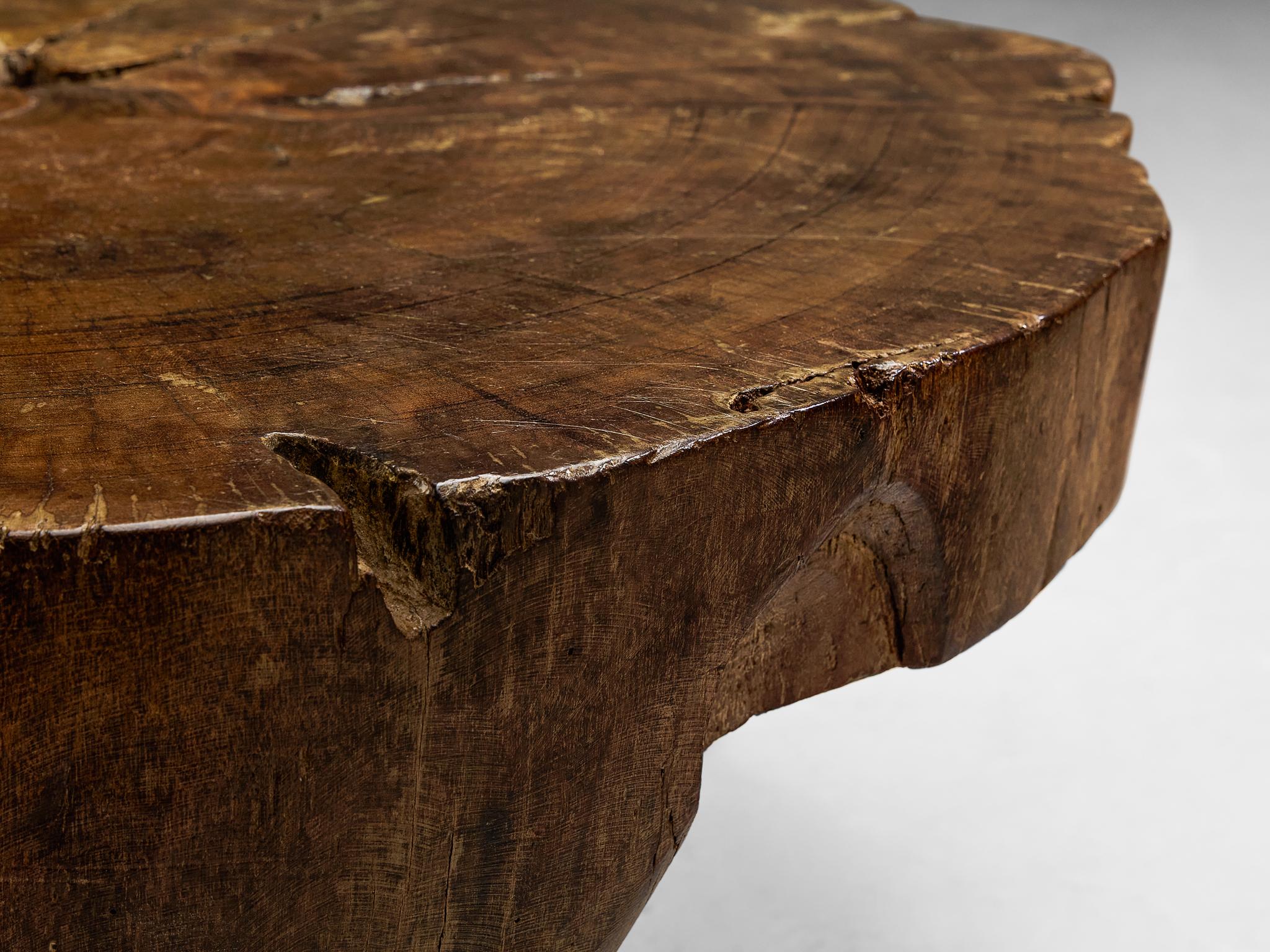 José Zanine Caldas Table basse sculptée à la main en bois dur brésilien en vente 2