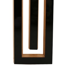 Sculpture géométrique en bois de pin laqué noir «iral » de Josecho Lpez Llorens