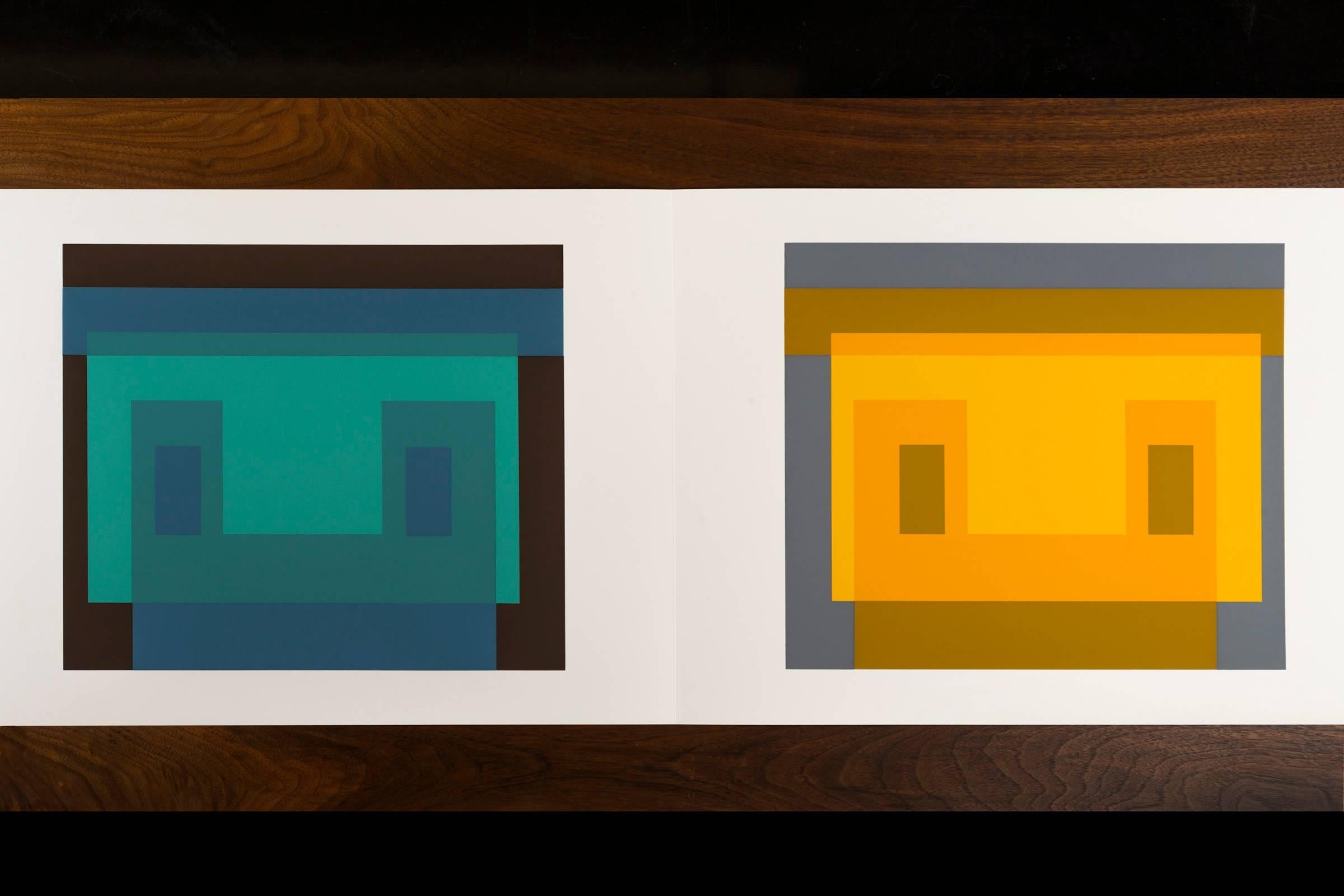 Josef Albers Formulierungen - Artikulationen I & II Druck #9
Ausgabe 974/ 1000
1972 Siebdruck auf Papier
Geprägt mit den Initialen von Josef Albers, Mappen- und Ordnernummer. Dieses Werk wird von Harry N. Abrams und Ives-Sillman
